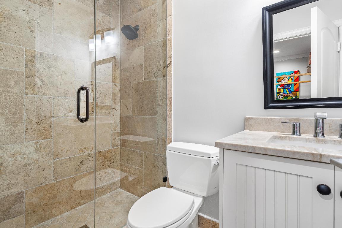 16313 Mira Vista Lane