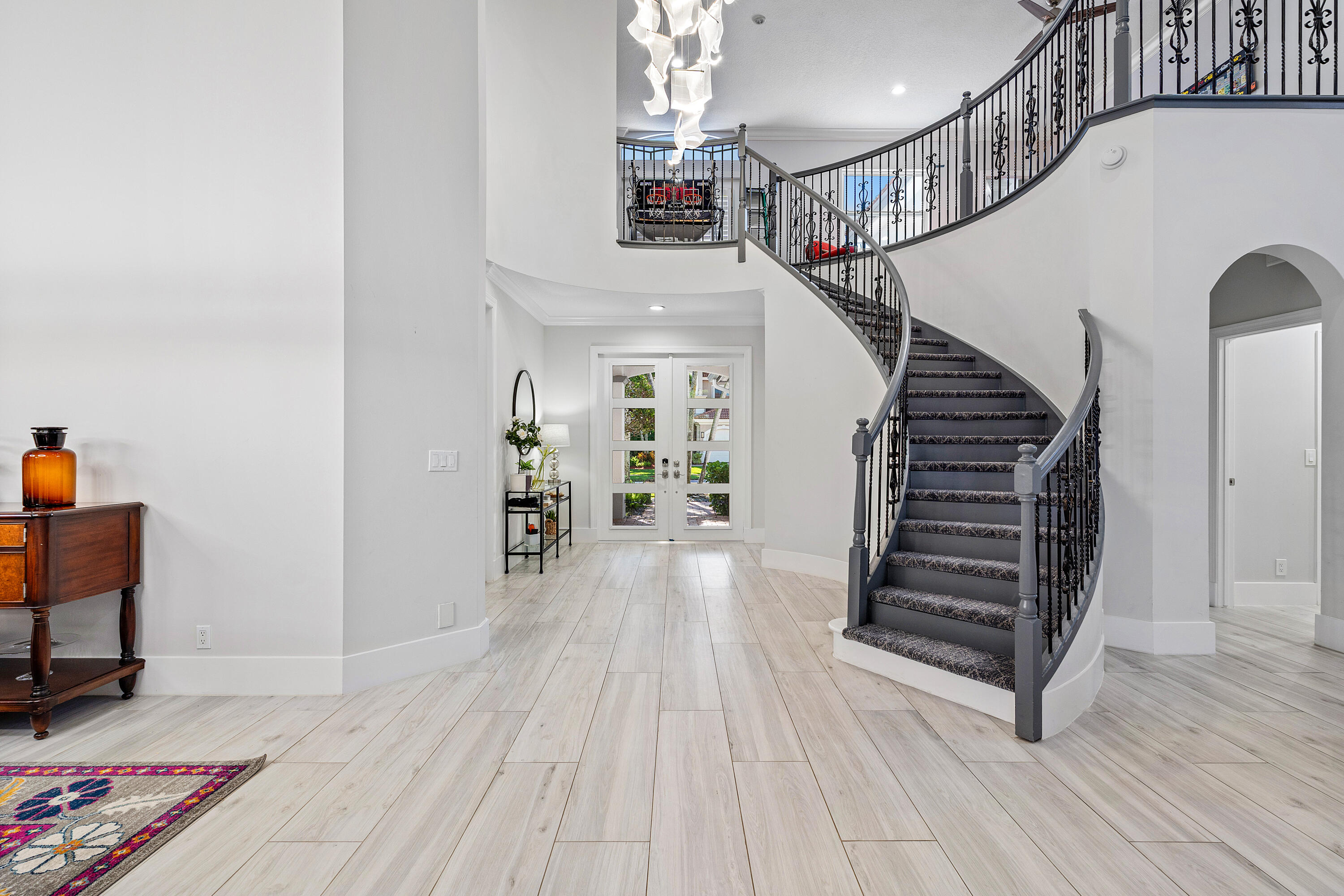 16313 Mira Vista Lane