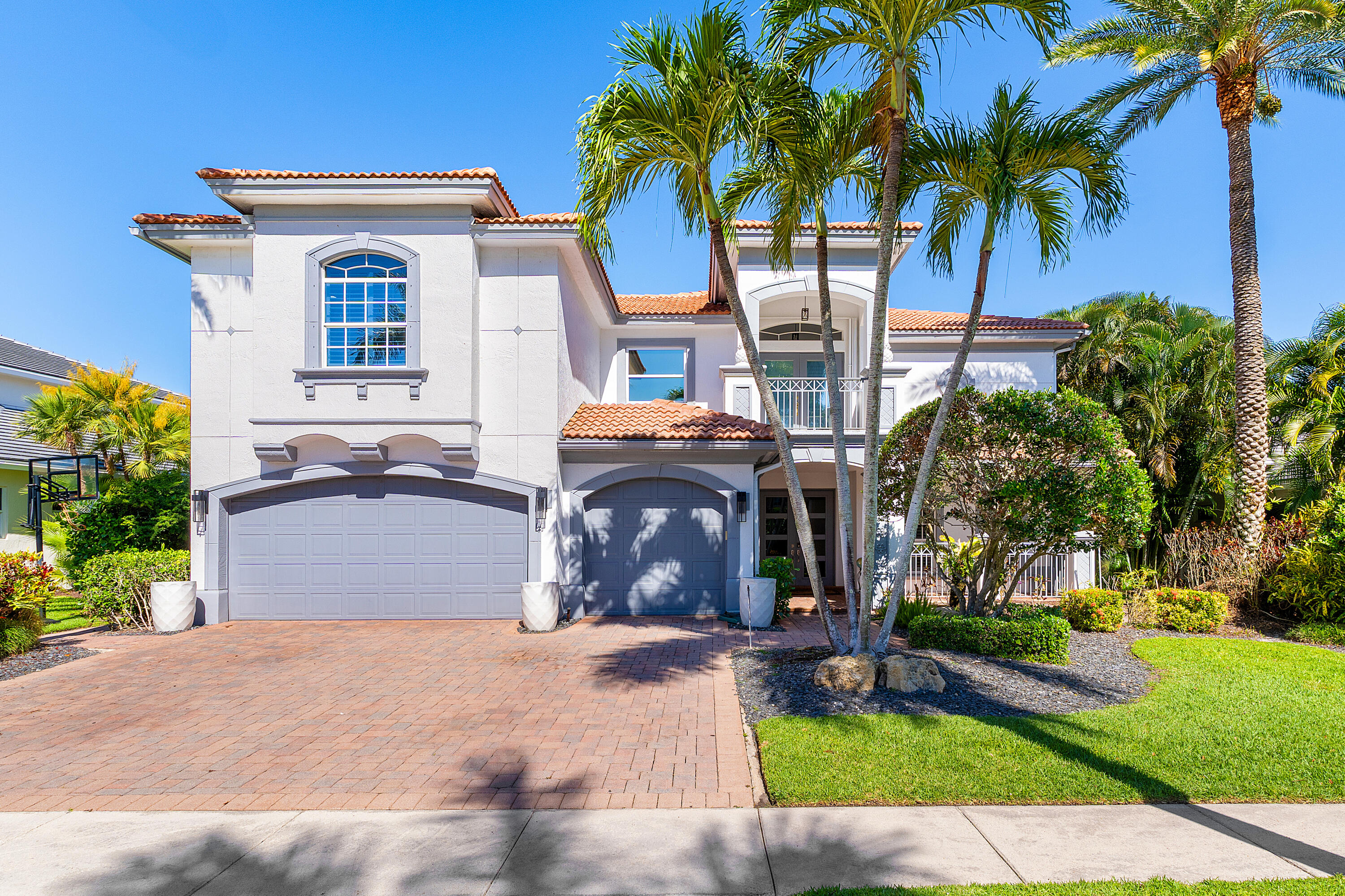 16313 Mira Vista Lane