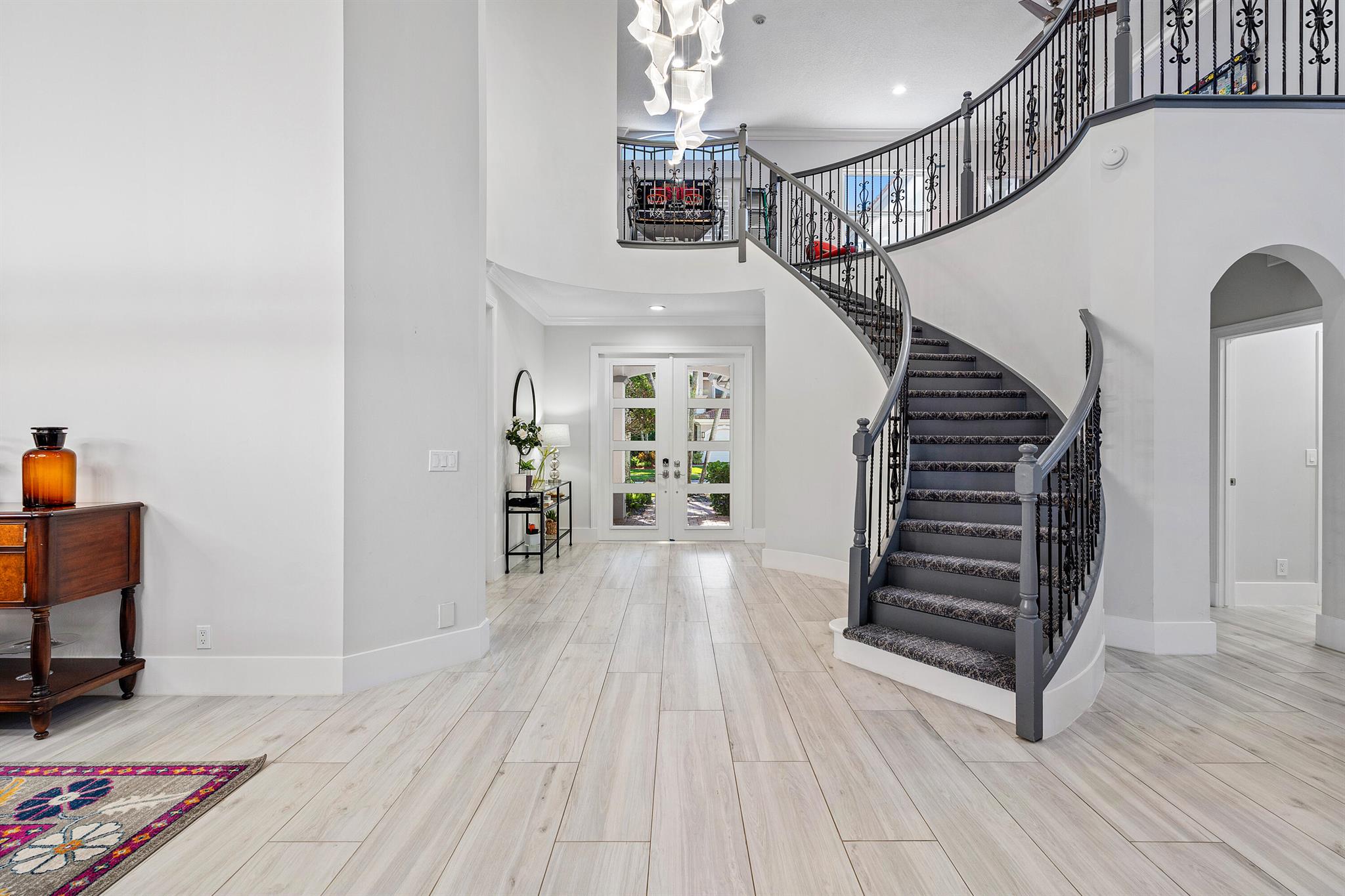 16313 Mira Vista Lane