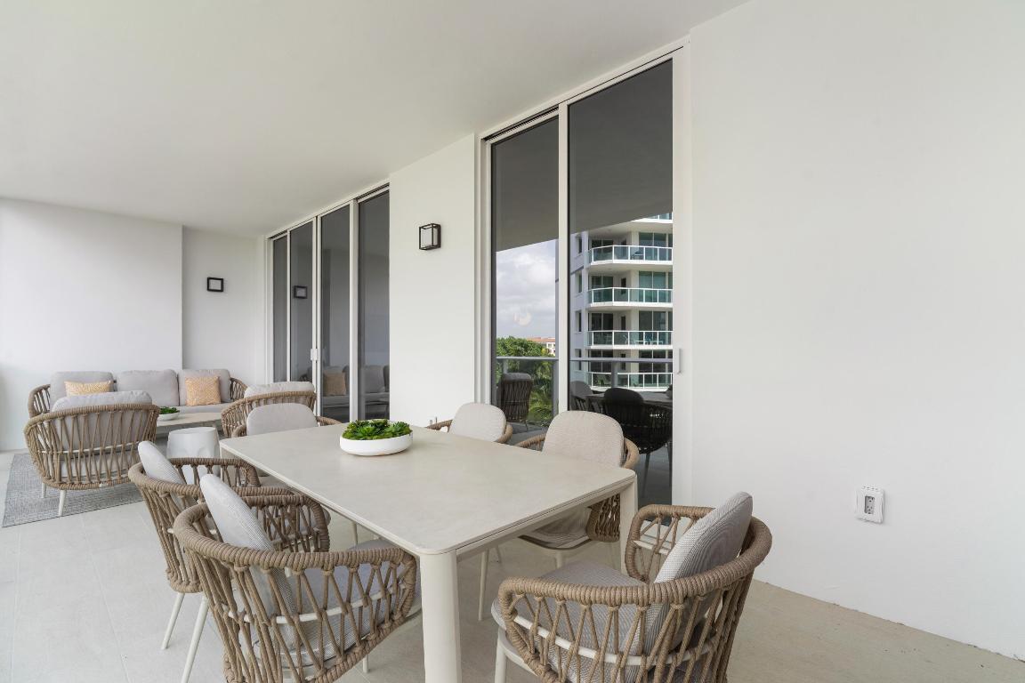 220 SE Mizner Boulevard 611