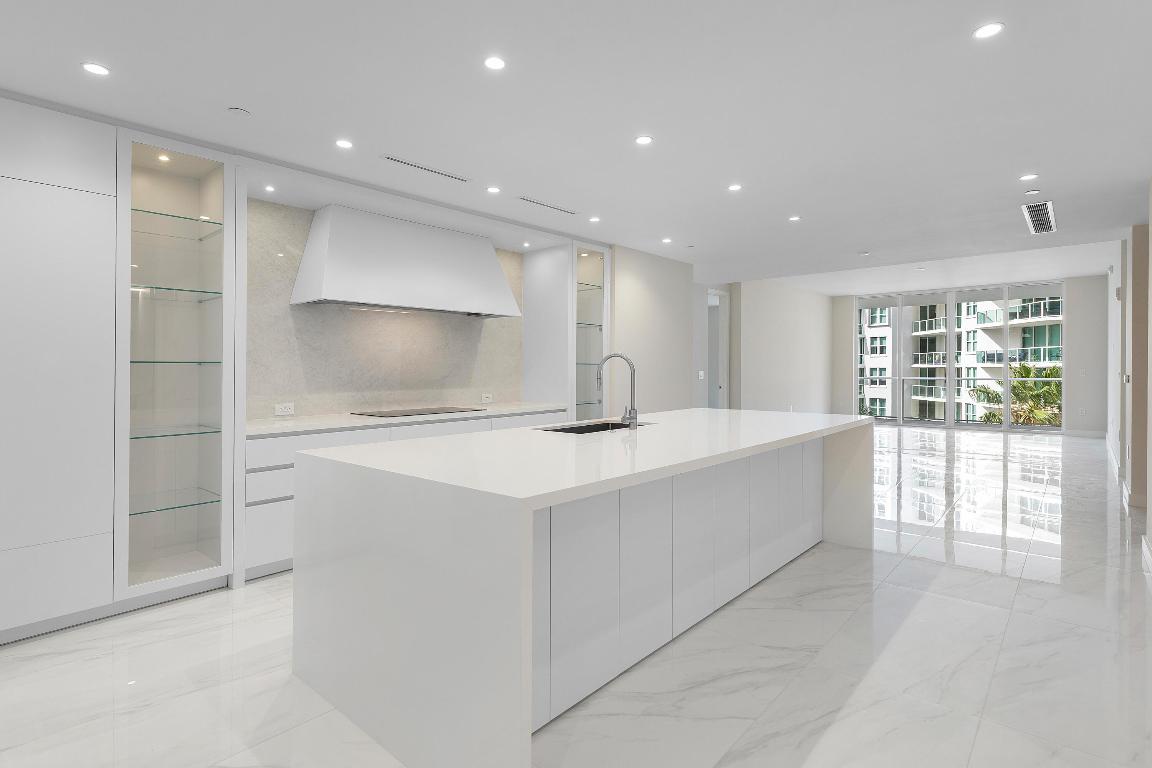 220 SE Mizner Boulevard 611