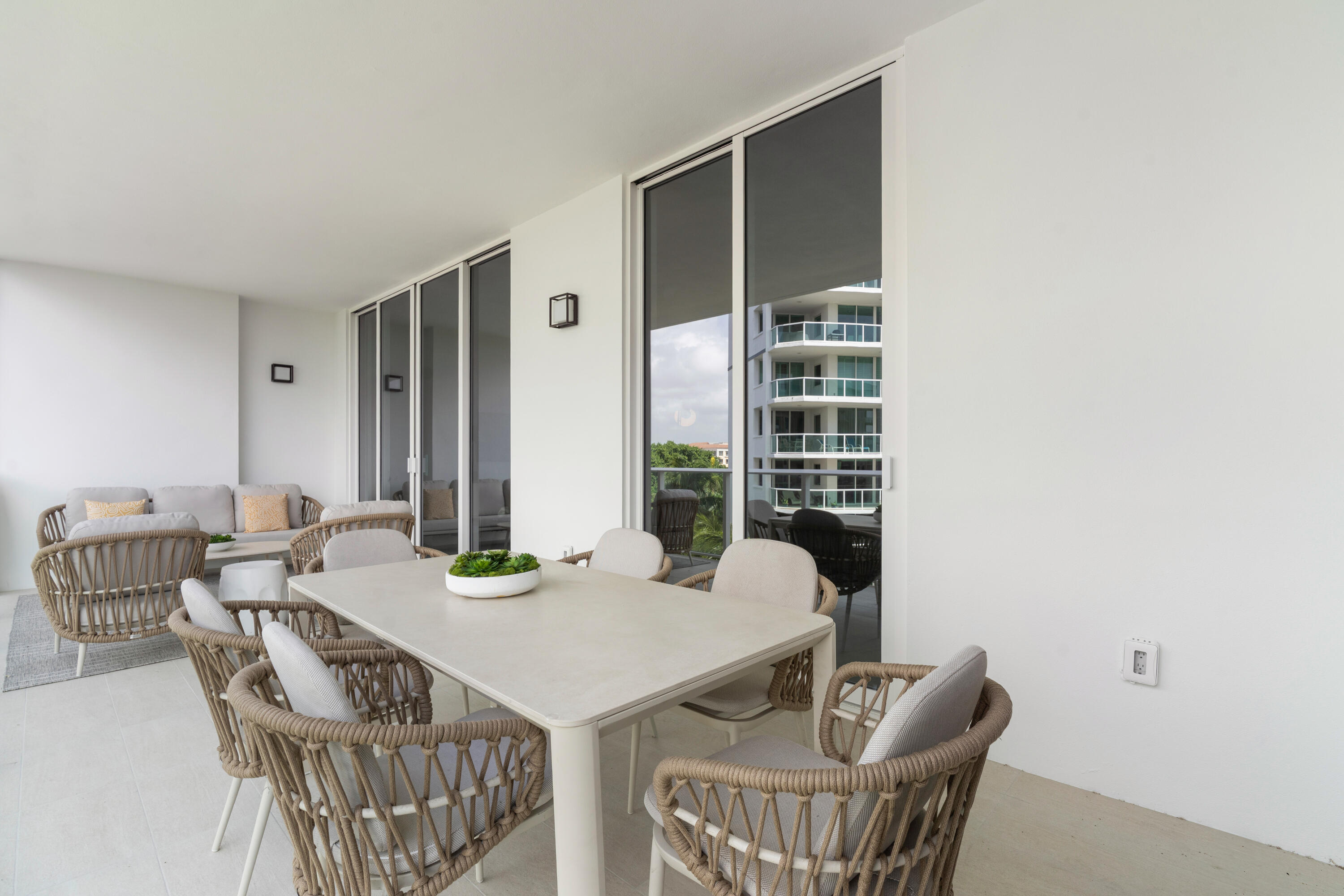 220 SE Mizner Boulevard 611