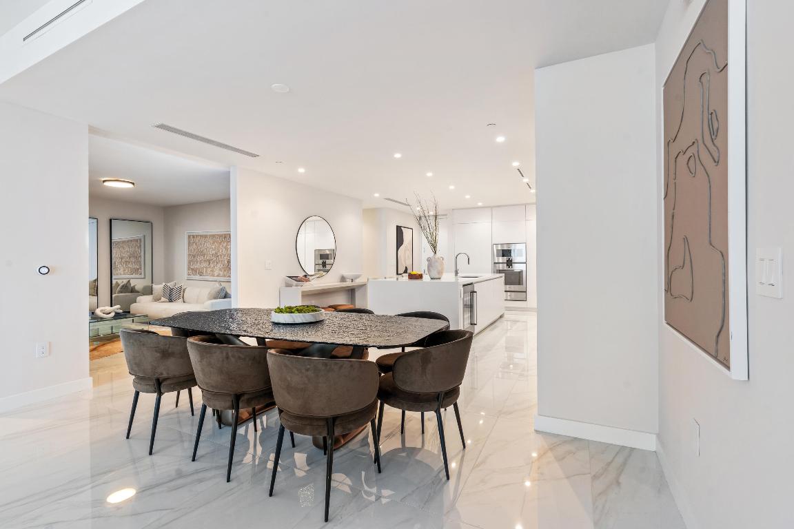 220 SE Mizner Boulevard 611