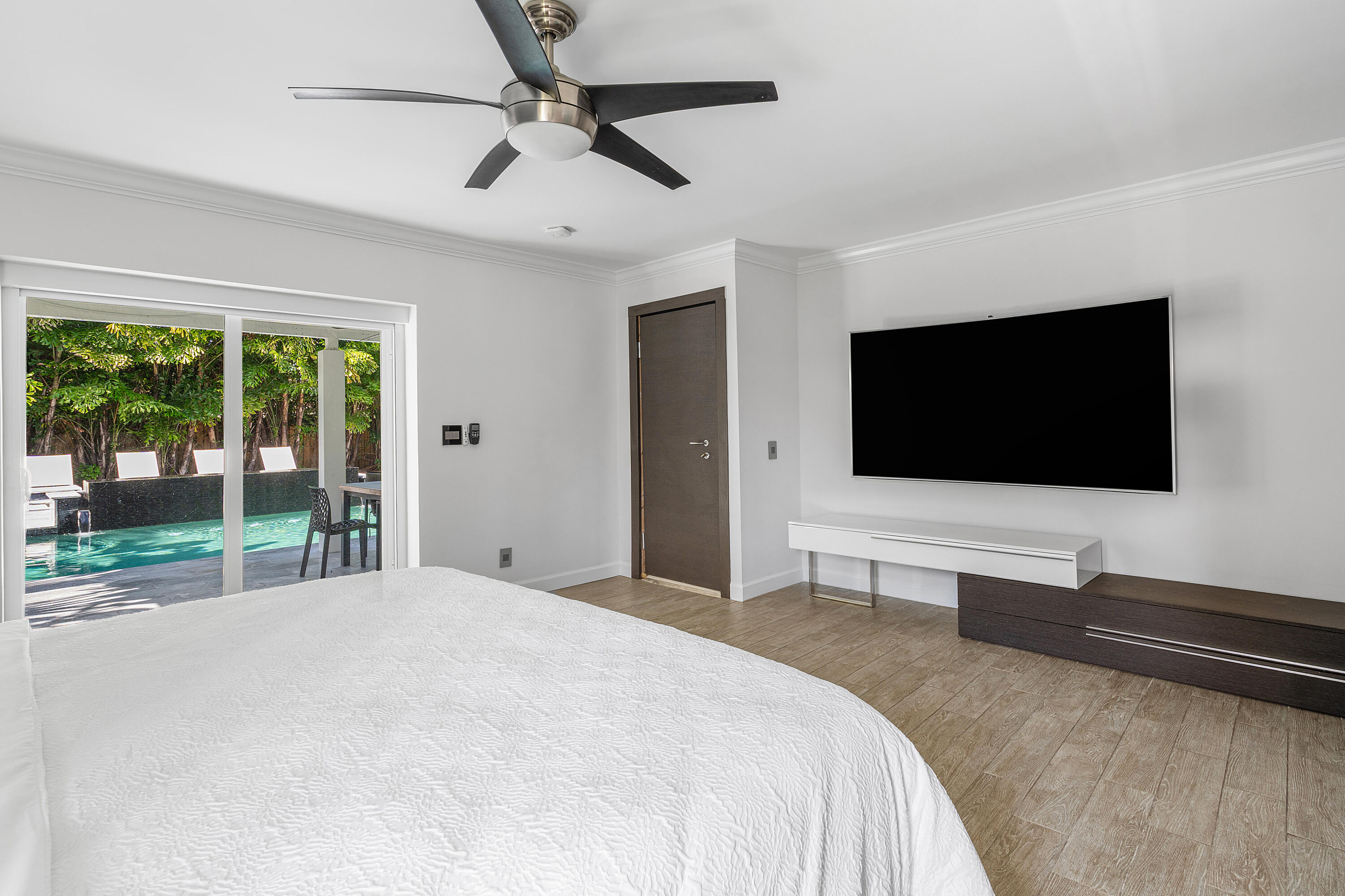 960 SW 18th Street