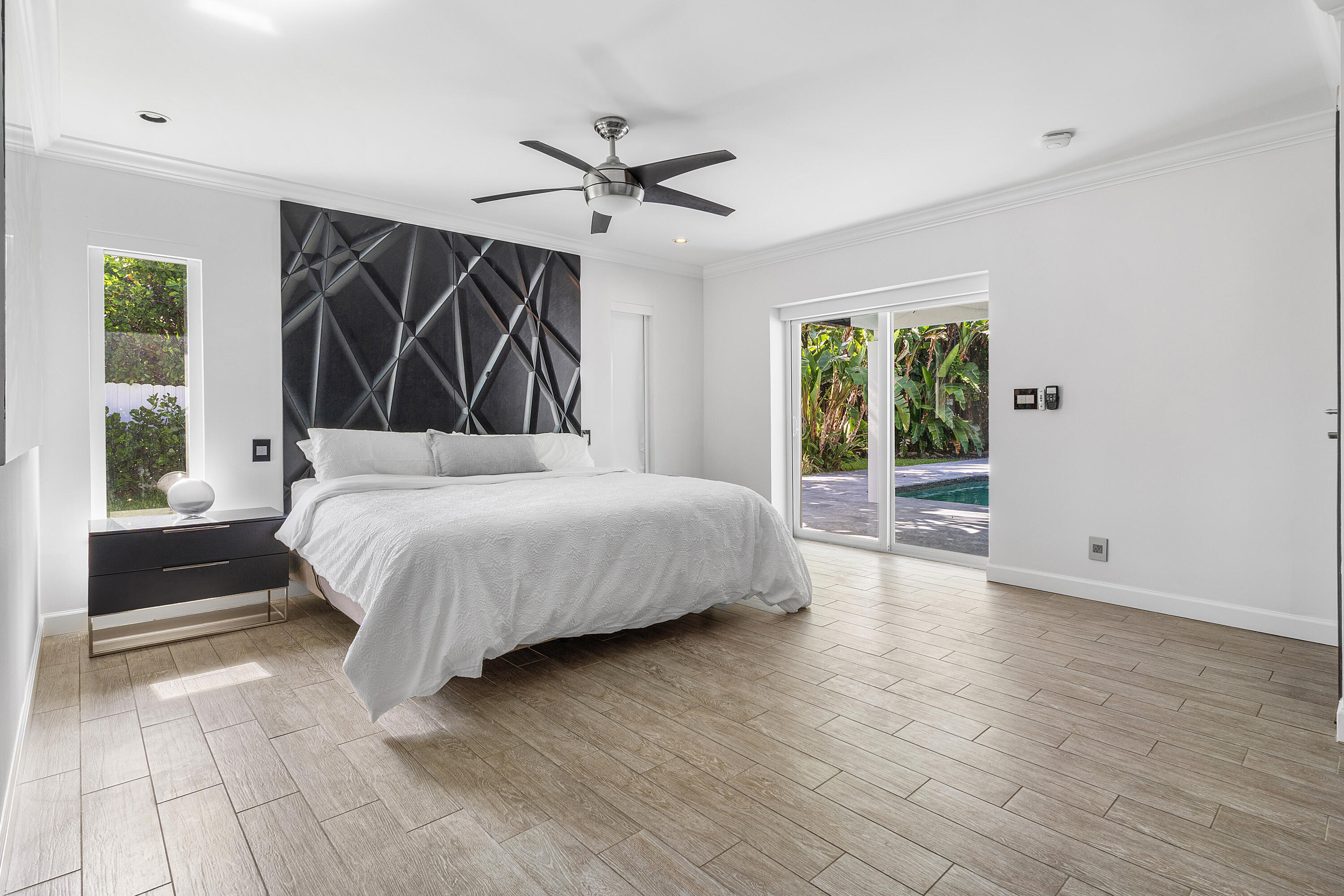 960 SW 18th Street