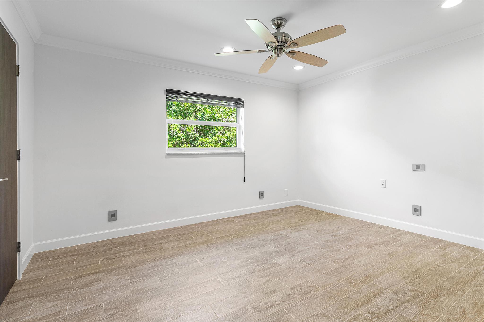 960 SW 18th Street