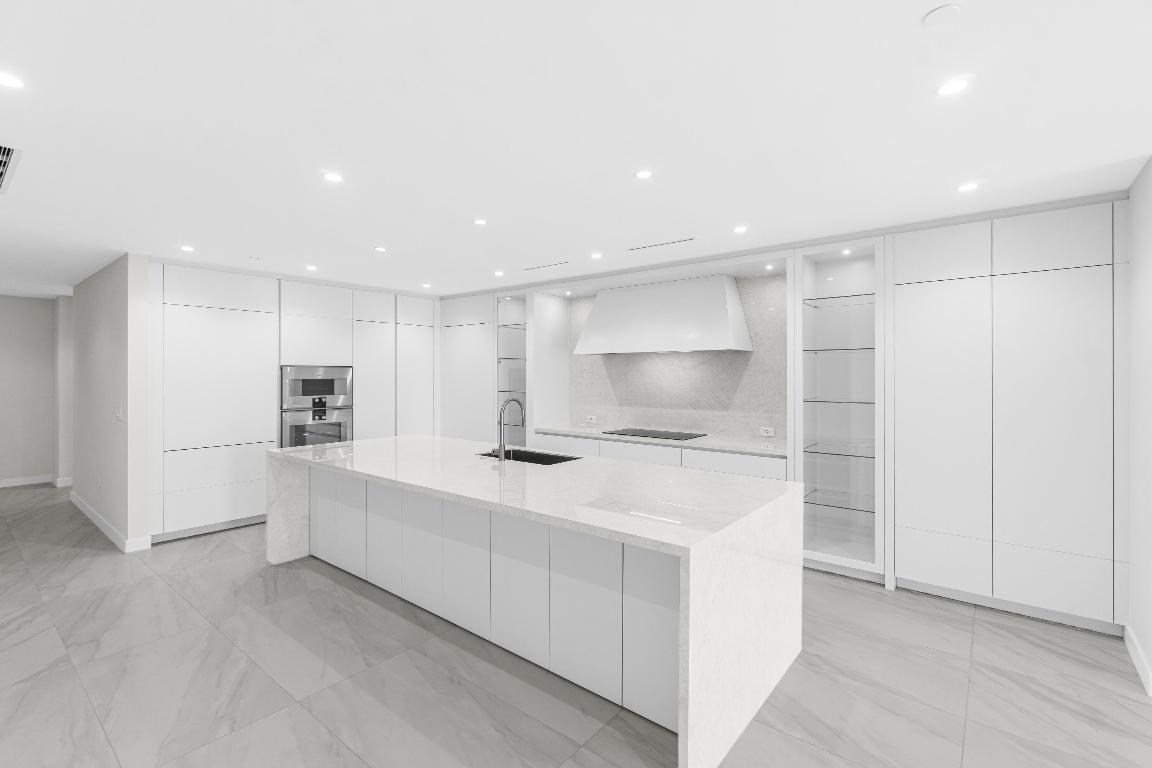 220 SE Mizner Boulevard 415