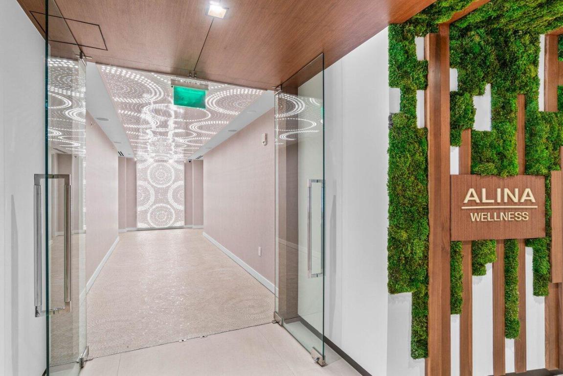 220 SE Mizner Boulevard 810