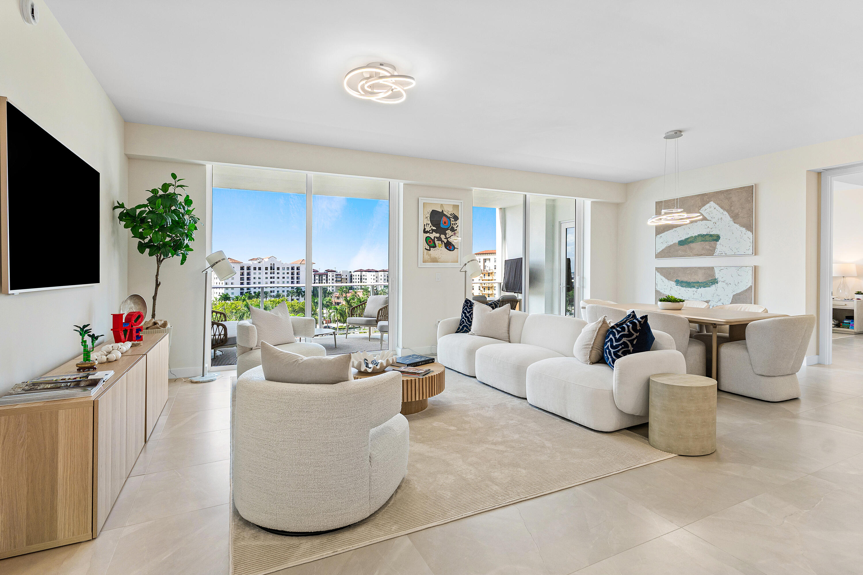 220 SE Mizner Boulevard 810