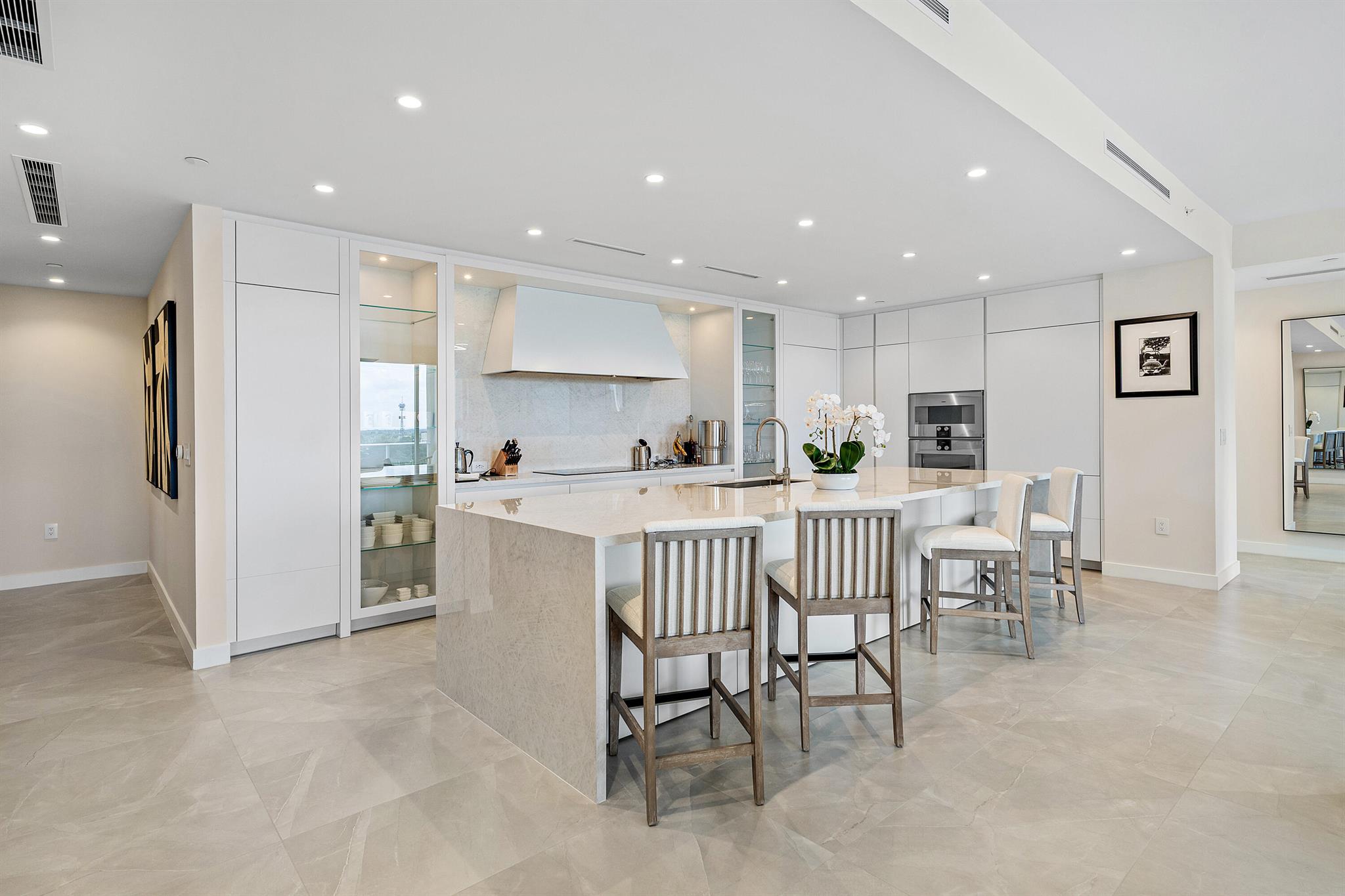 220 SE Mizner Boulevard 810