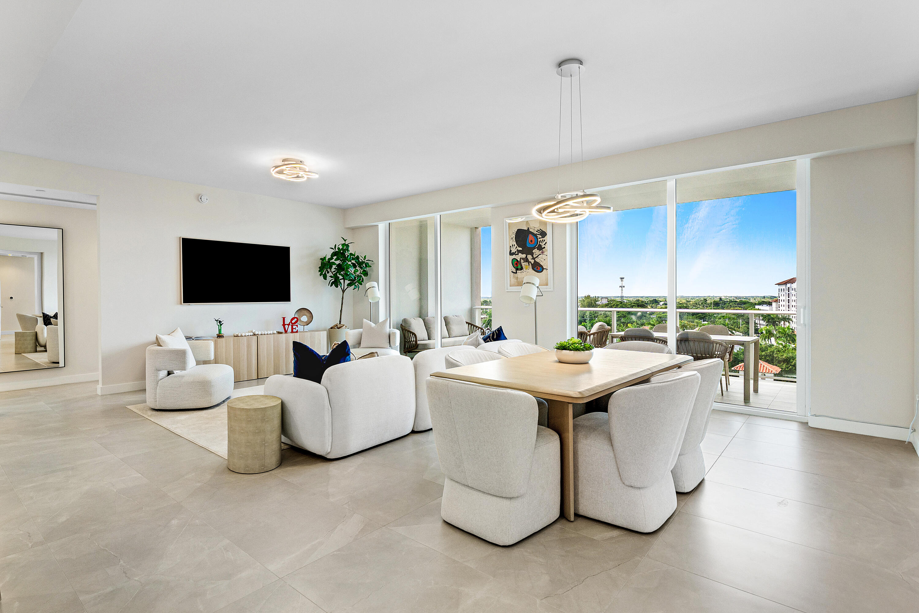220 SE Mizner Boulevard 810