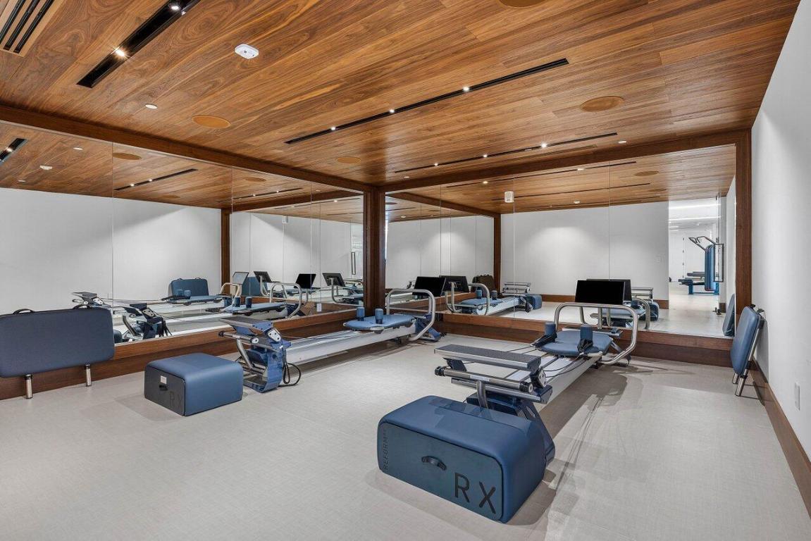 220 SE Mizner Boulevard 810