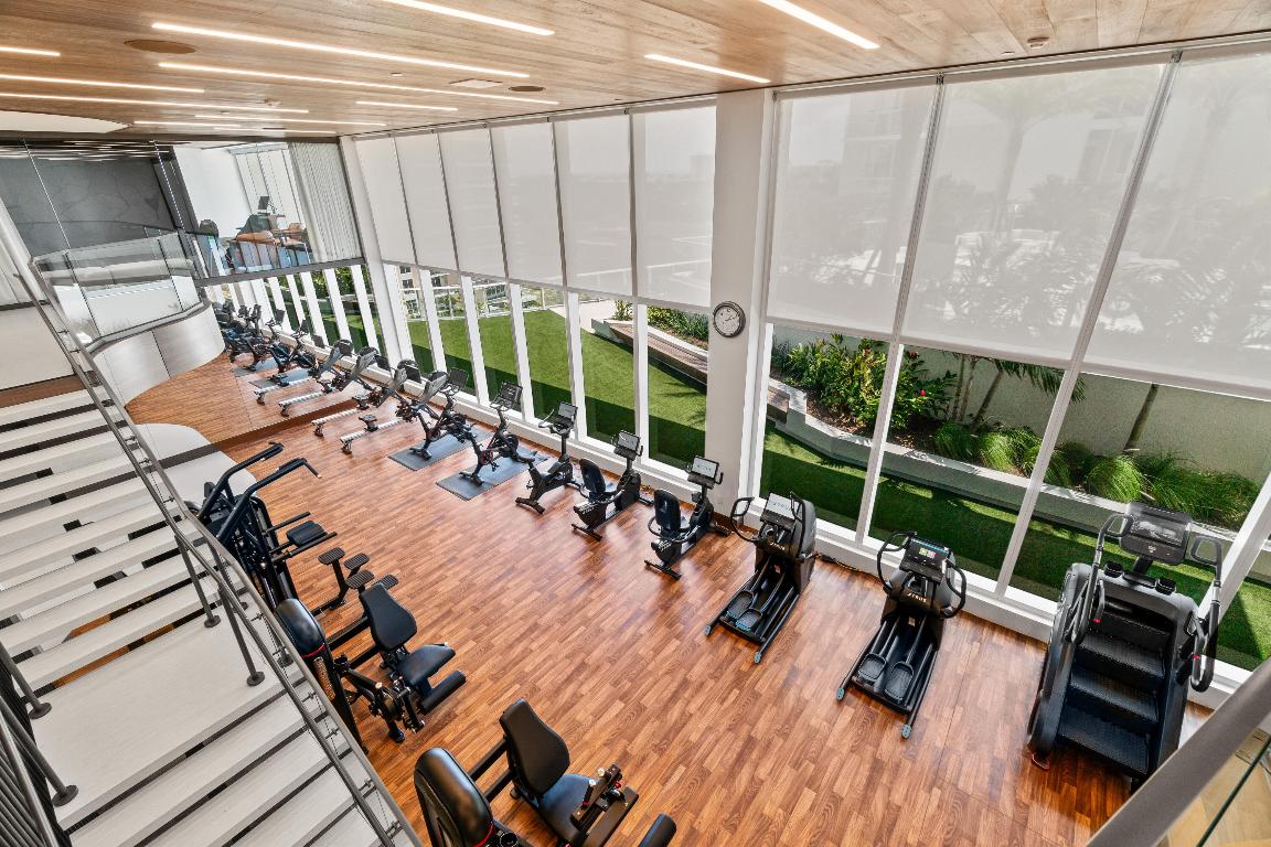 220 SE Mizner Boulevard Ph920