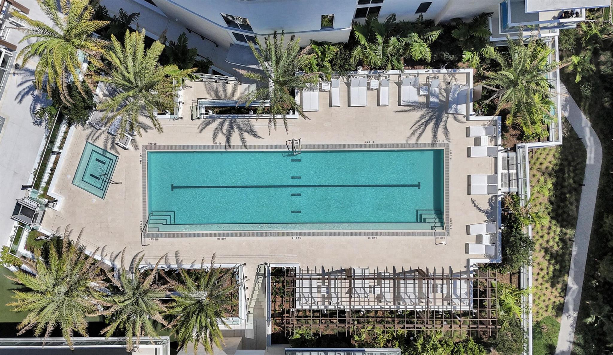 220 SE Mizner Boulevard Ph920