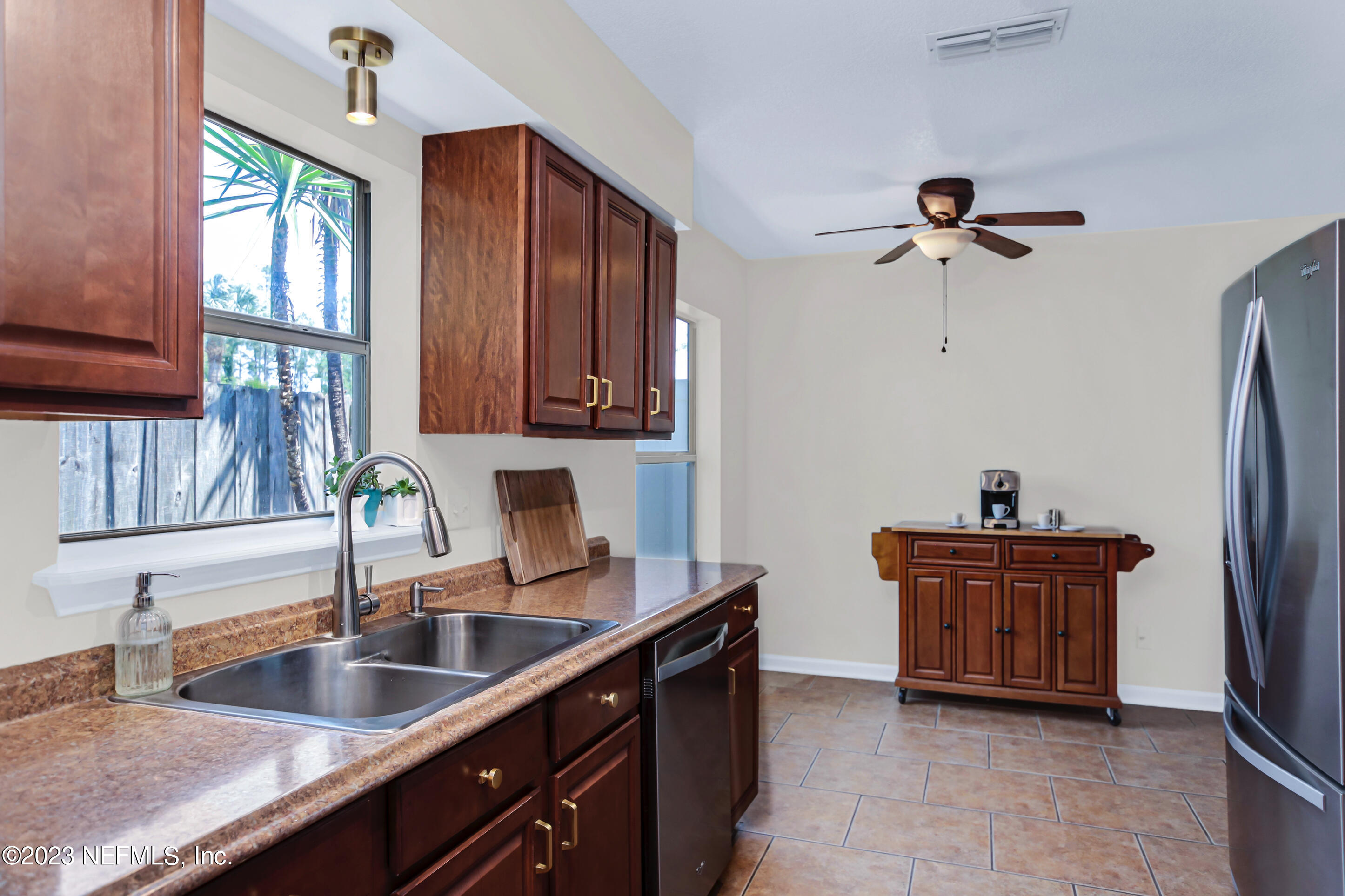 2014 CAPISTRANO Drive