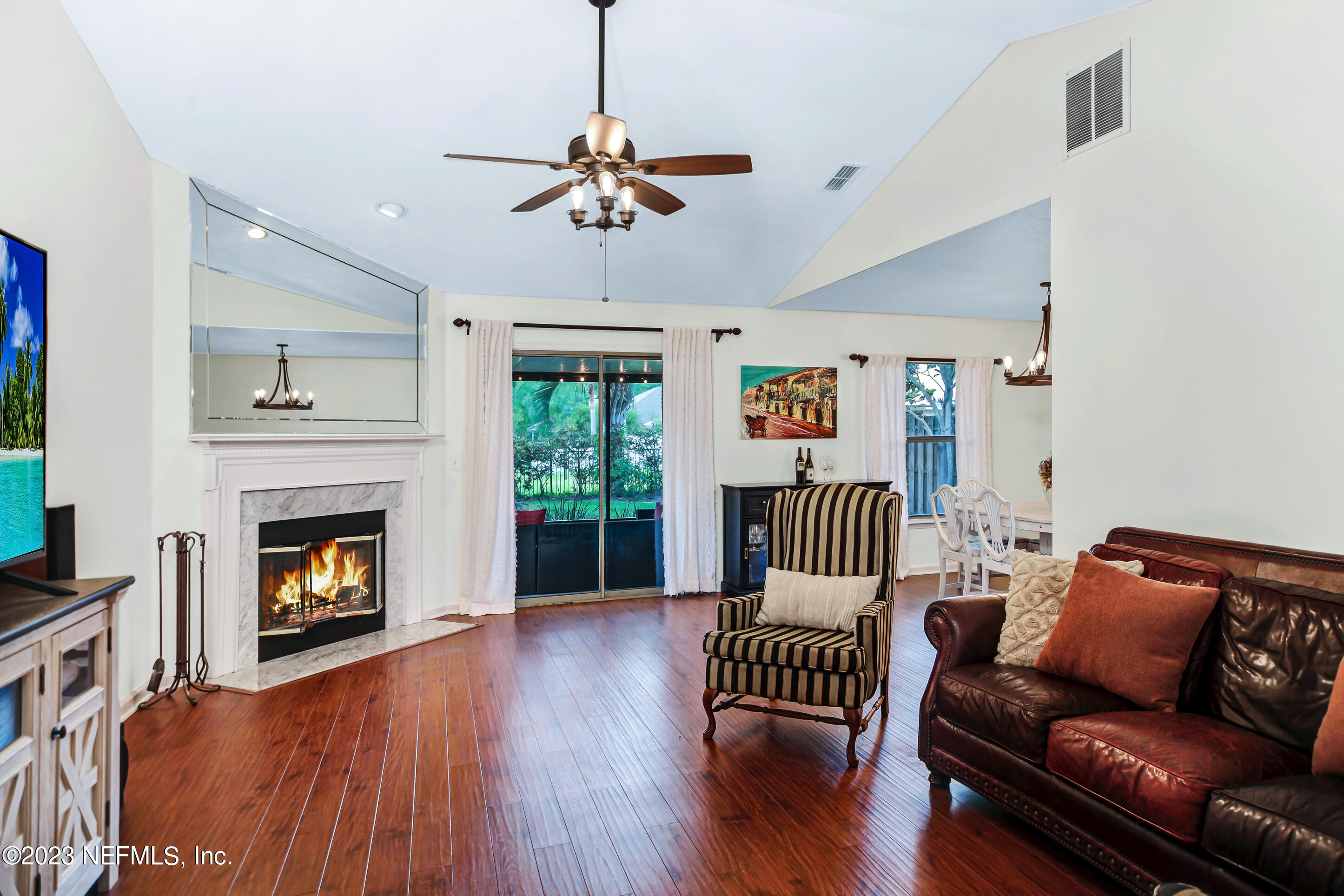 2014 CAPISTRANO Drive