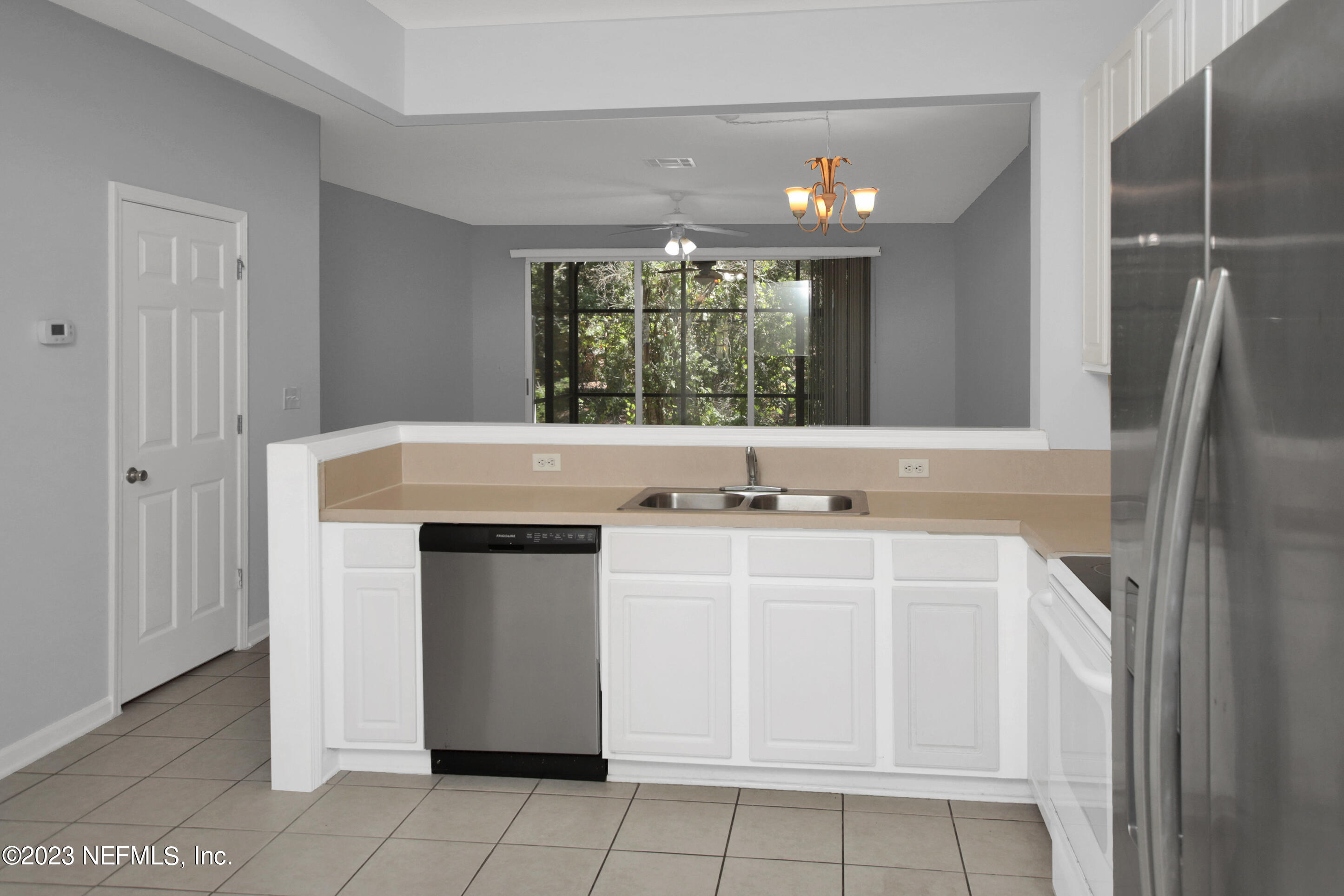 3143 HOLLOW TREE Court