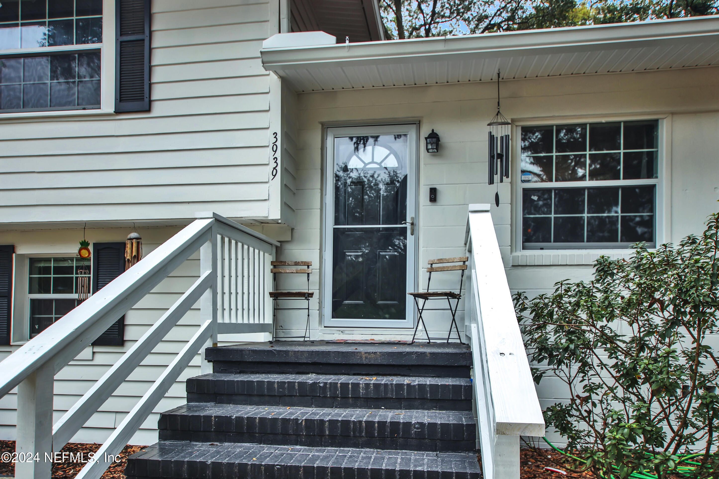 3939 SHADY Lane