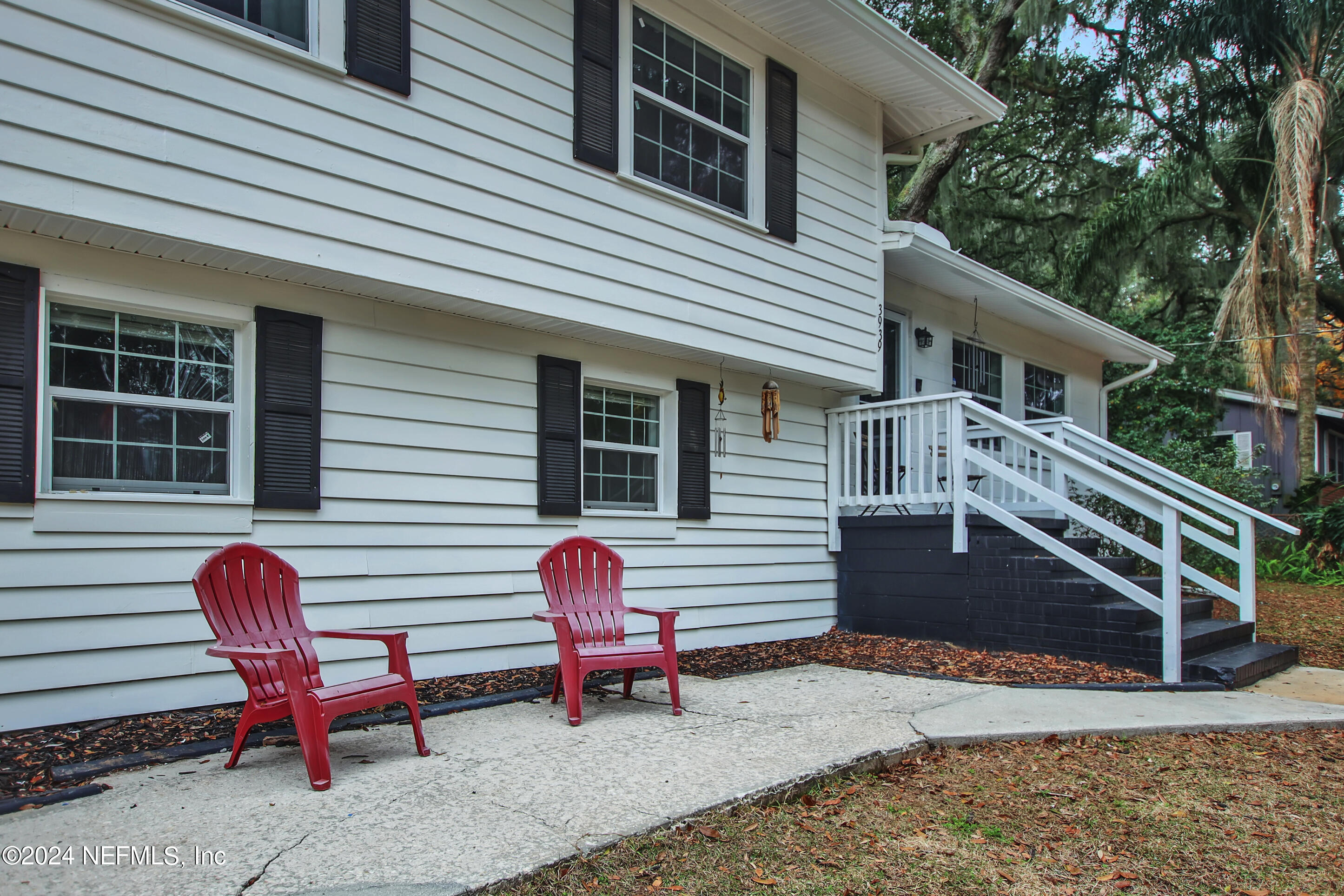 3939 SHADY Lane