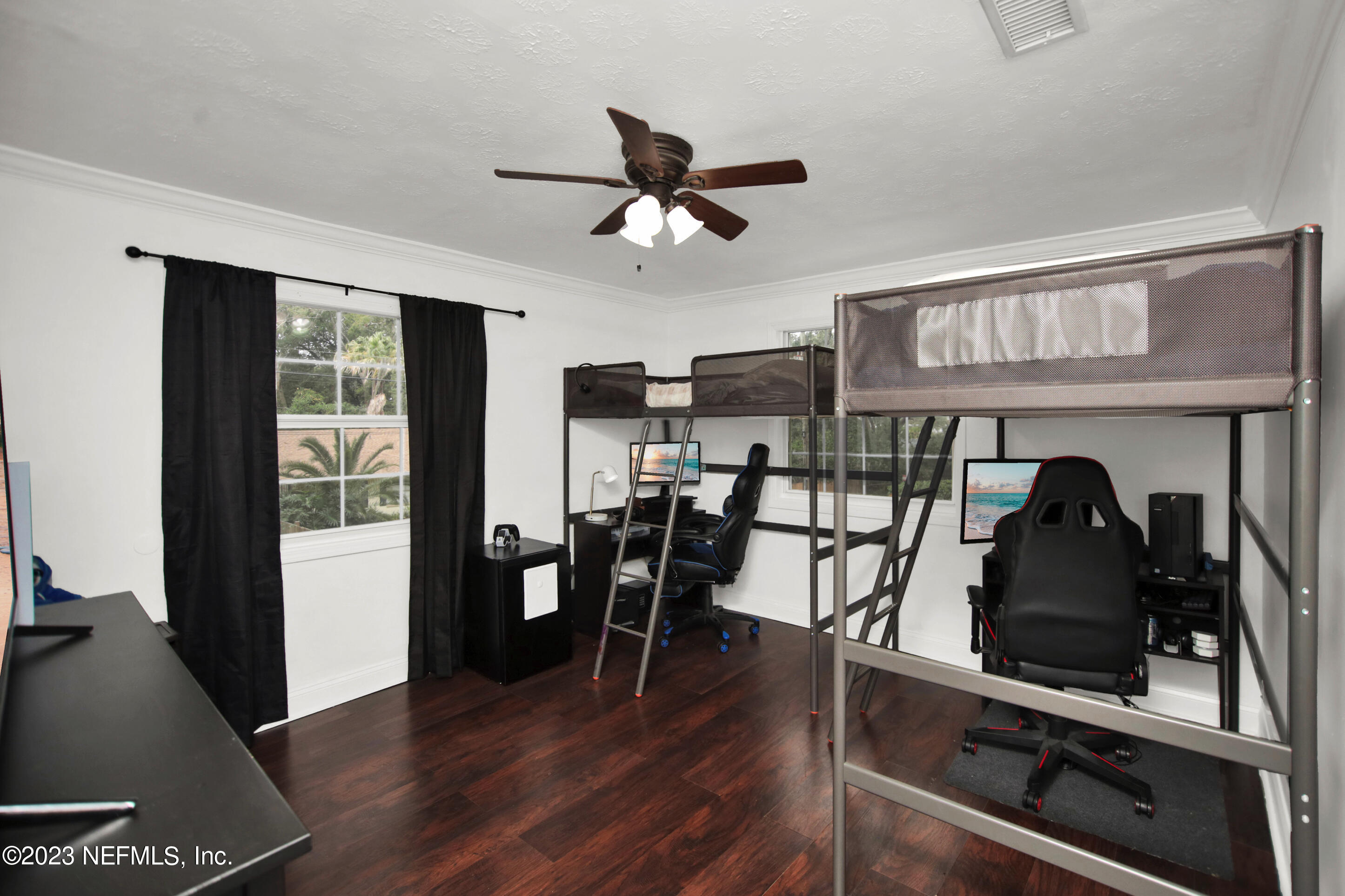 3939 SHADY Lane