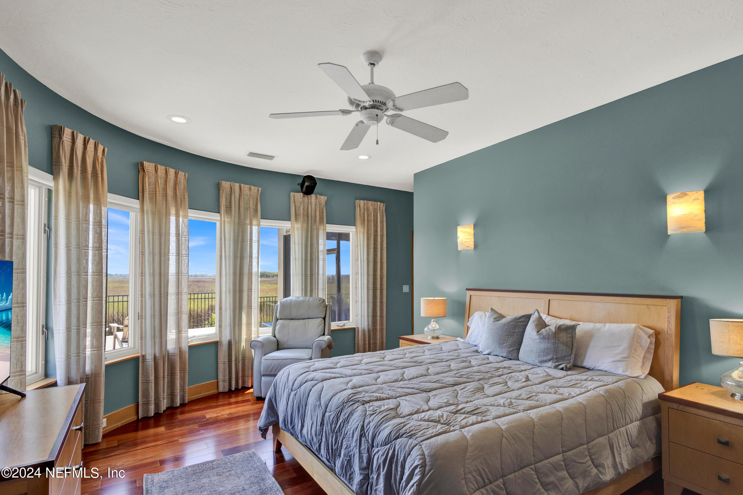 2336 PINE ISLAND Court