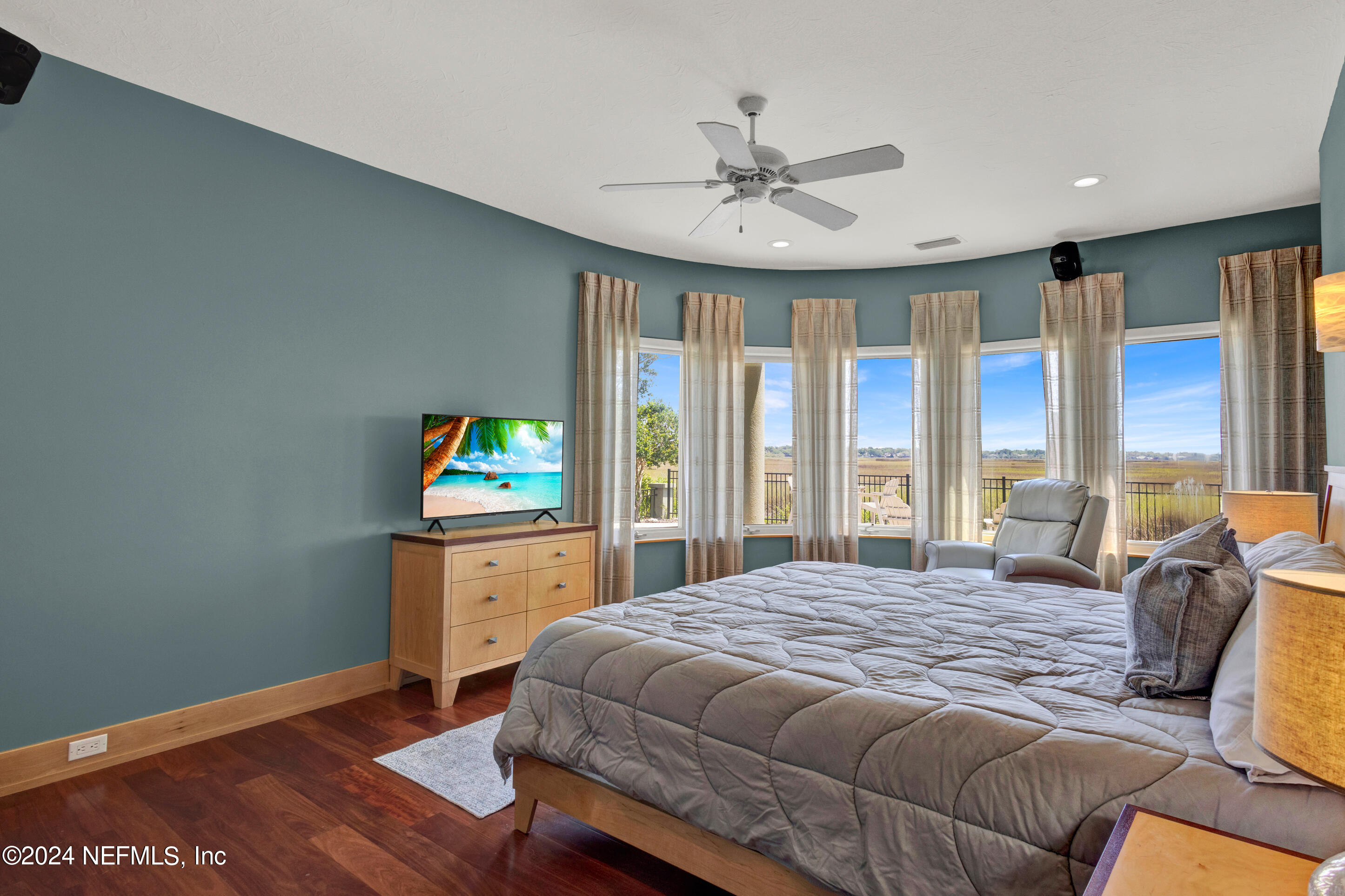 2336 PINE ISLAND Court