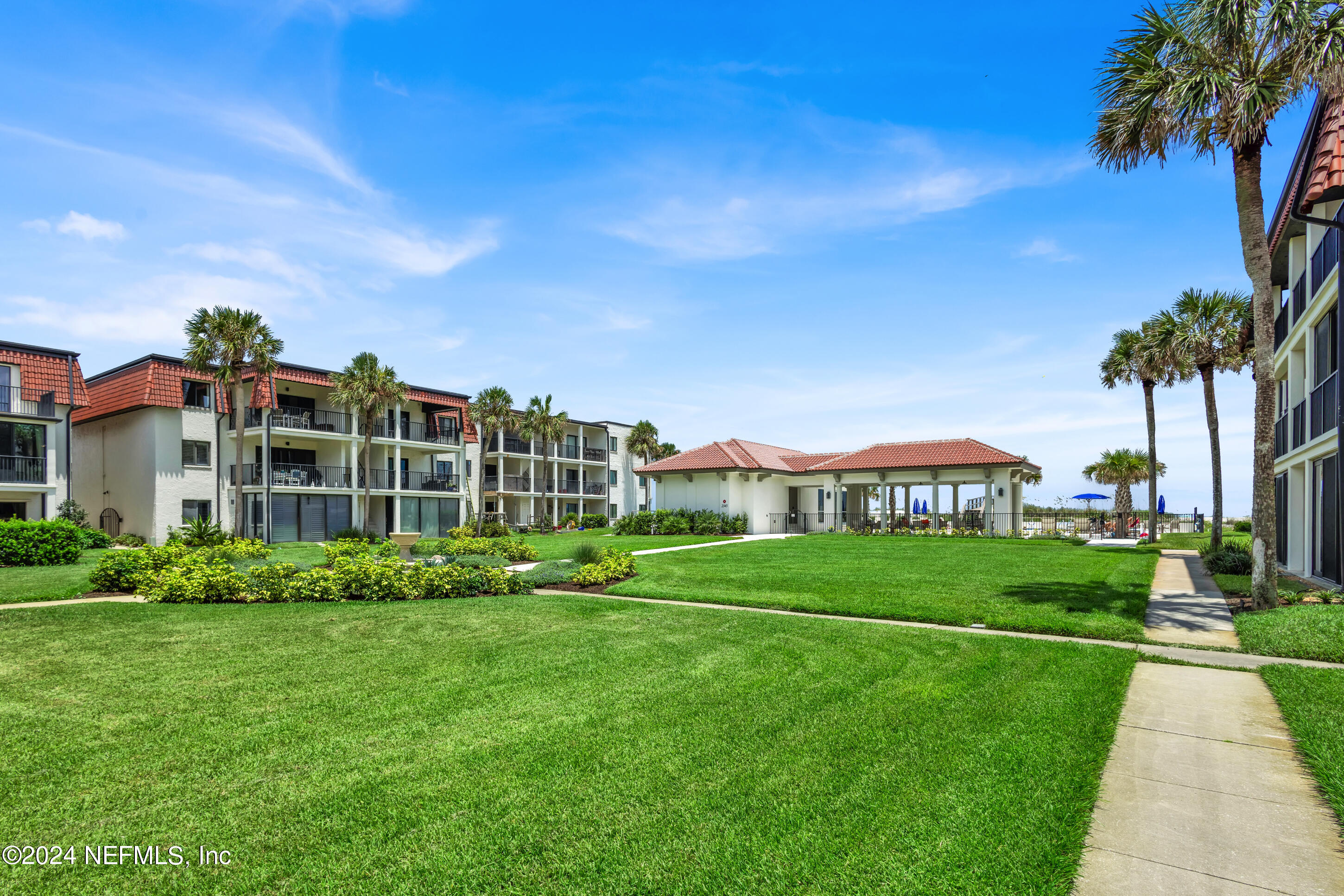 2339 COSTA VERDE Boulevard, 201