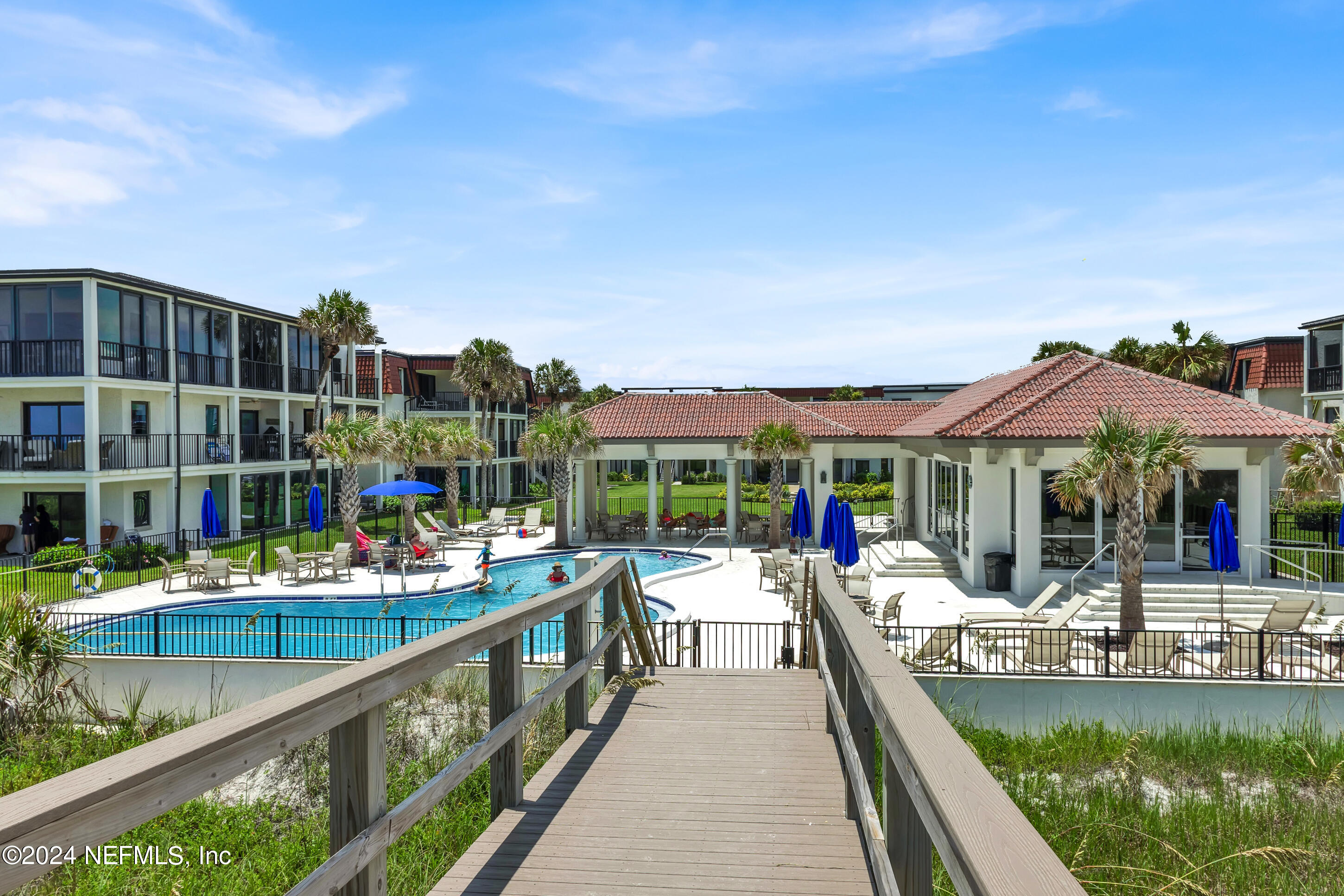 2339 COSTA VERDE Boulevard, 201