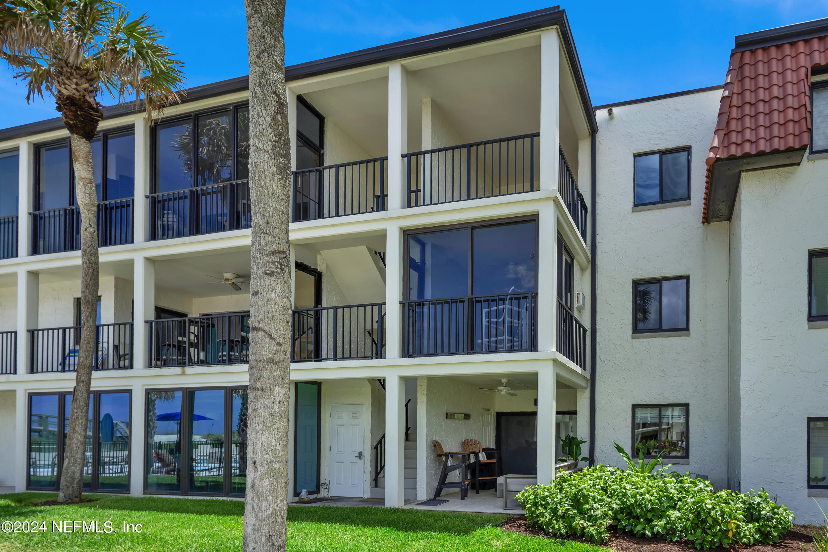2339 COSTA VERDE Boulevard, 201