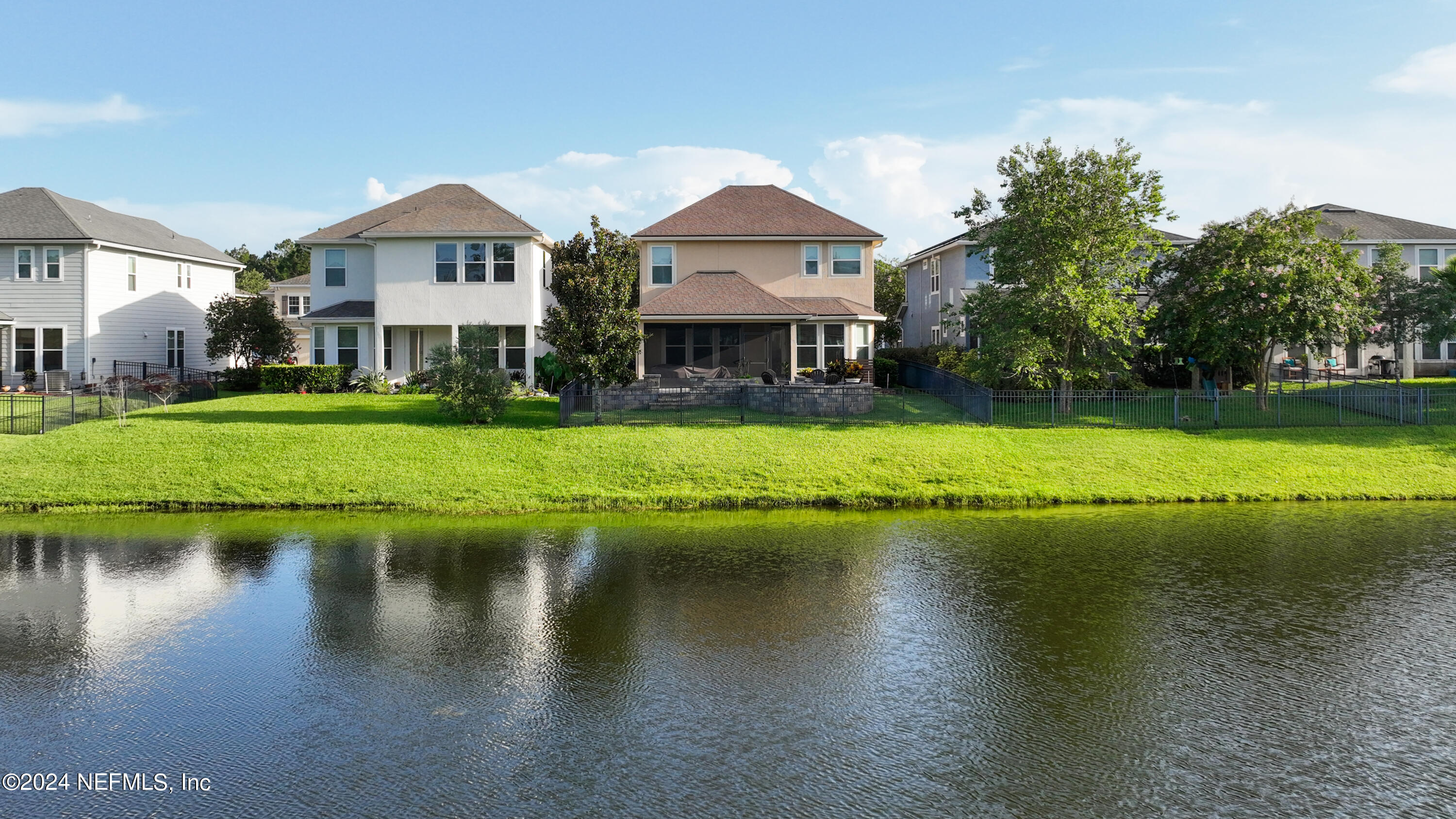385 SANCTUARY Drive