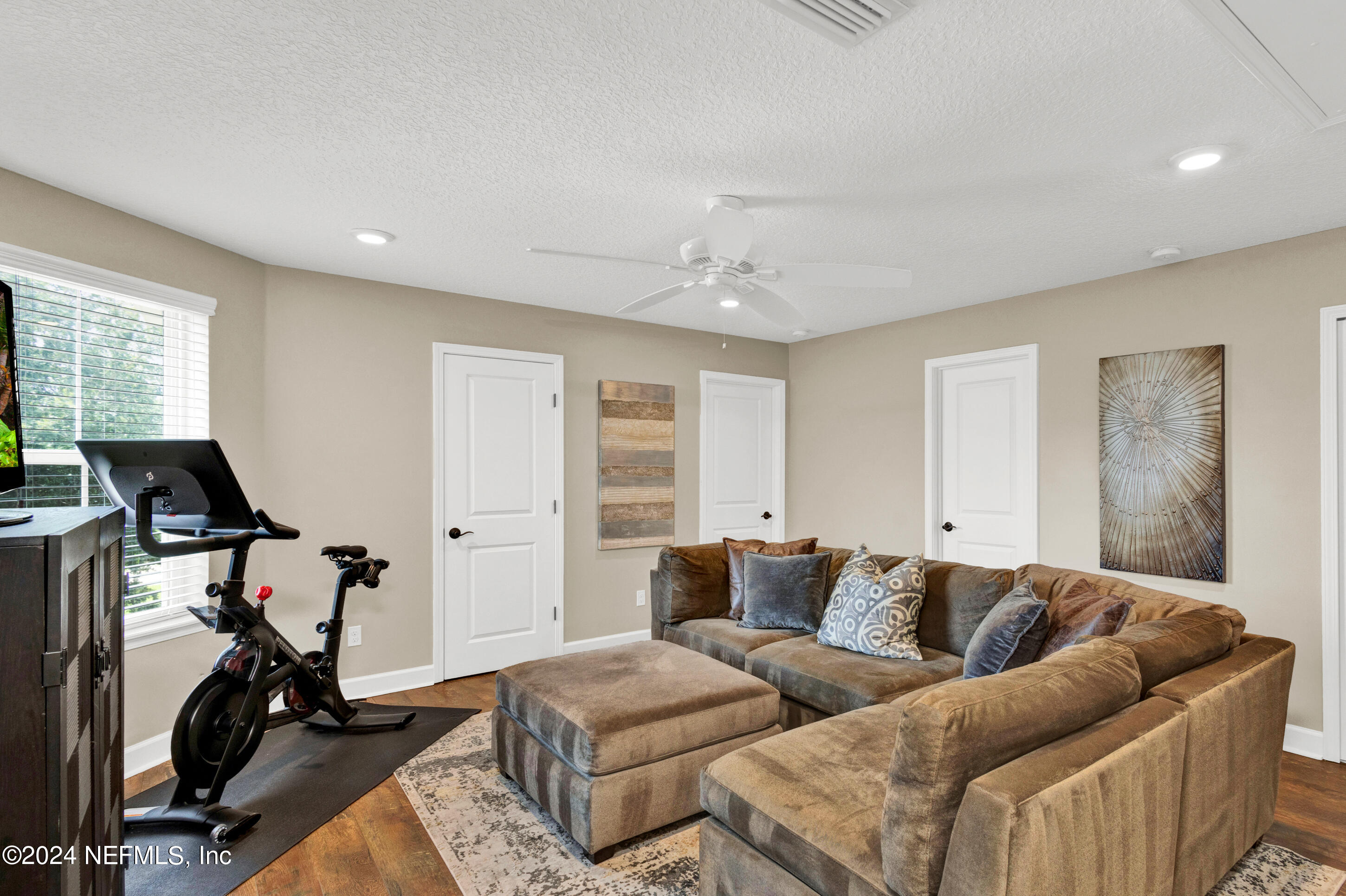 385 SANCTUARY Drive