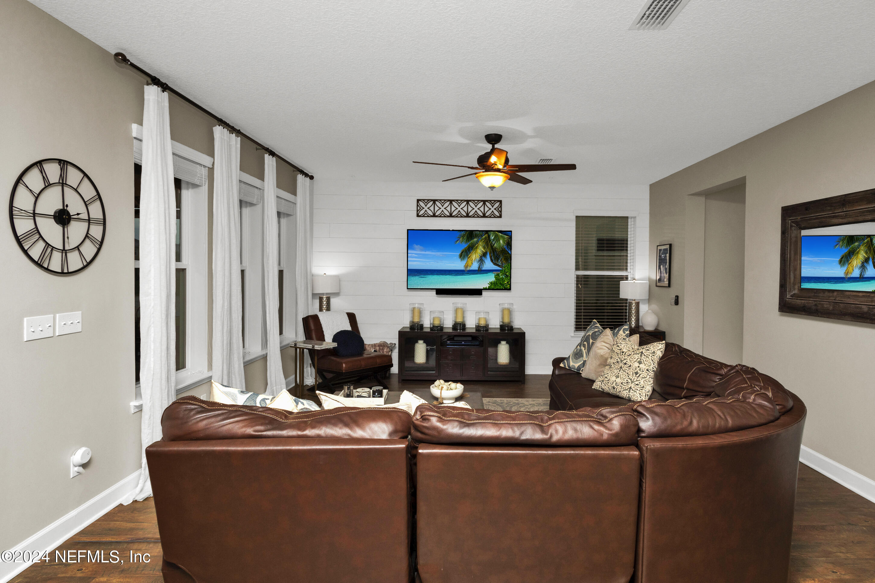 385 SANCTUARY Drive
