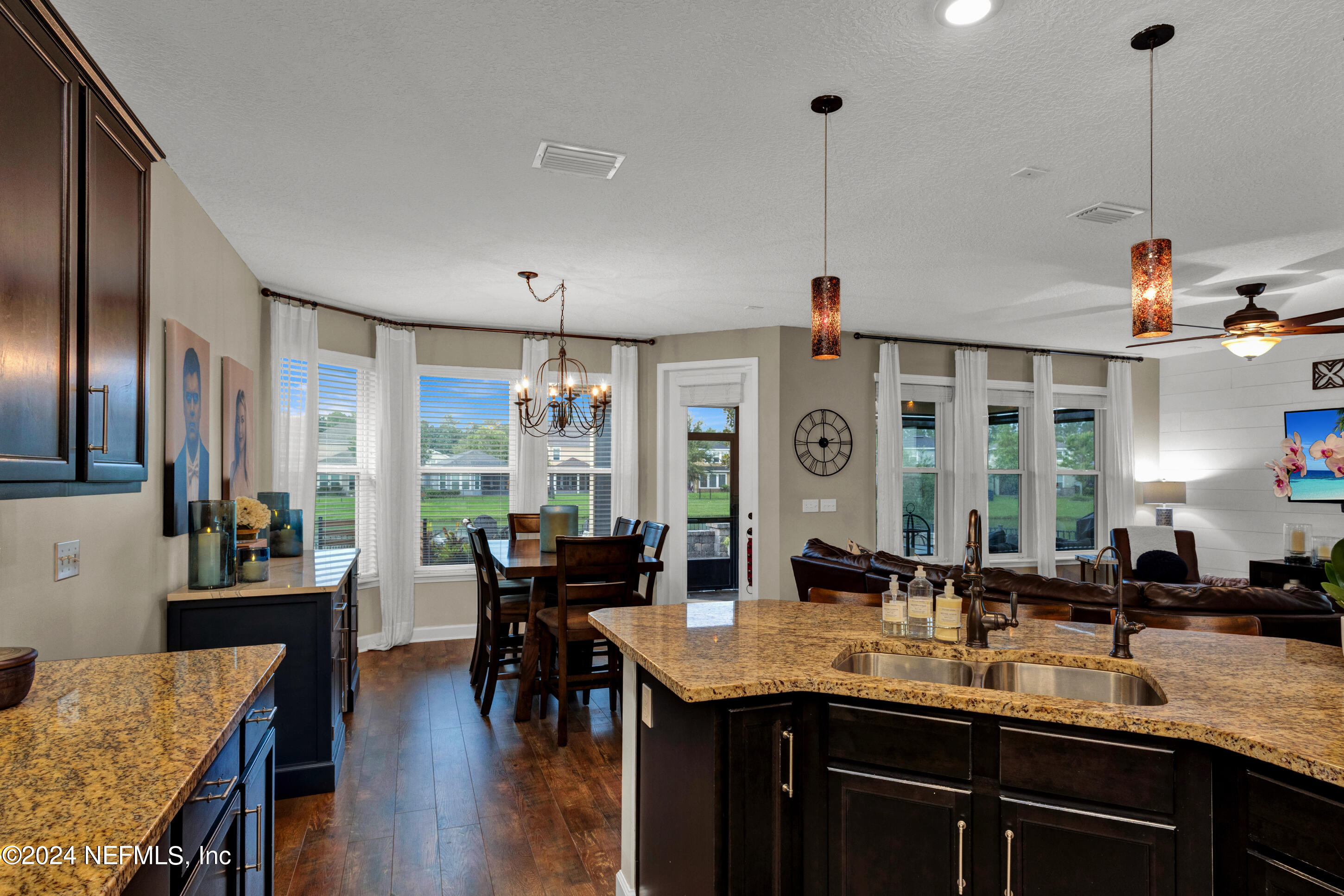 385 SANCTUARY Drive