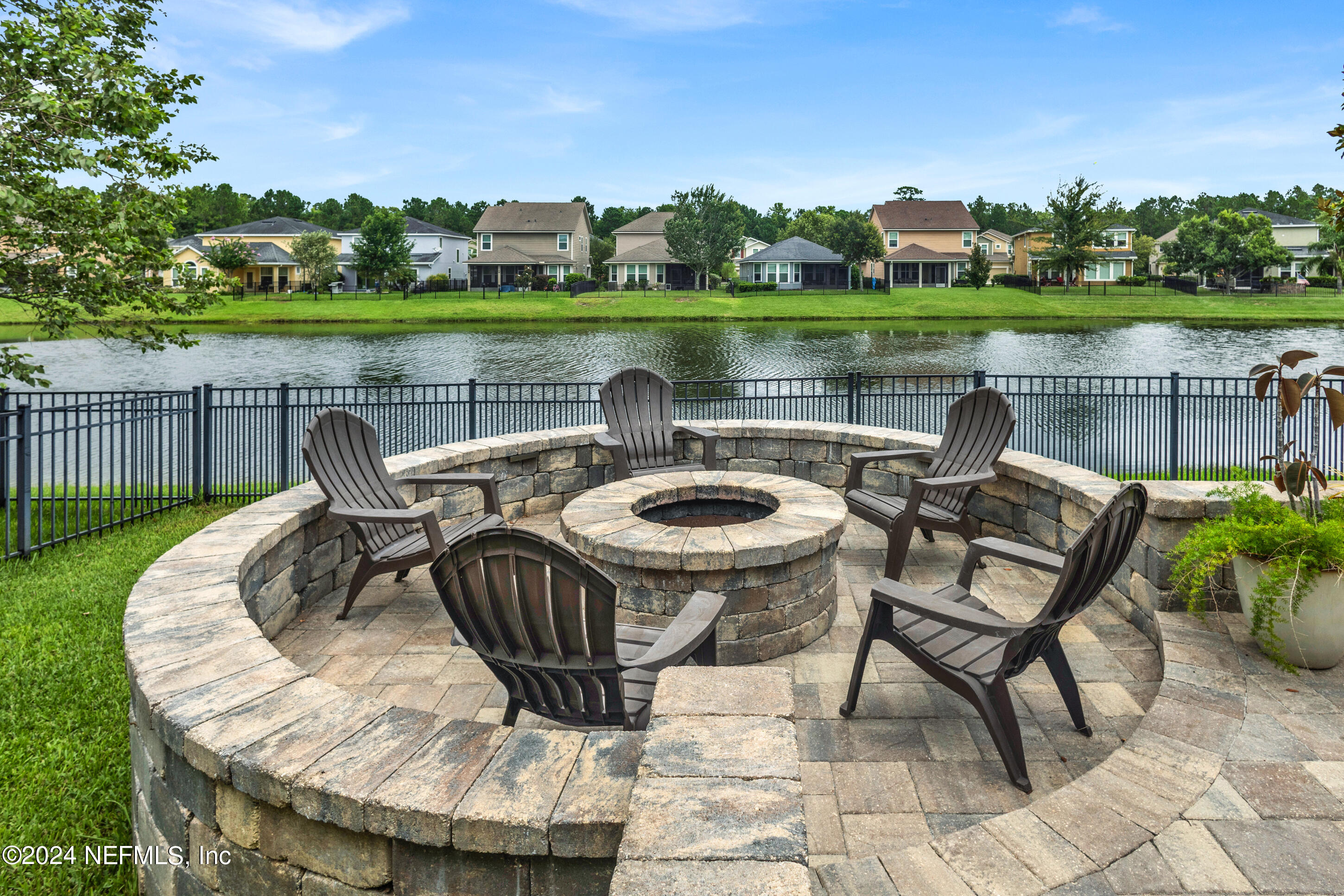 385 SANCTUARY Drive
