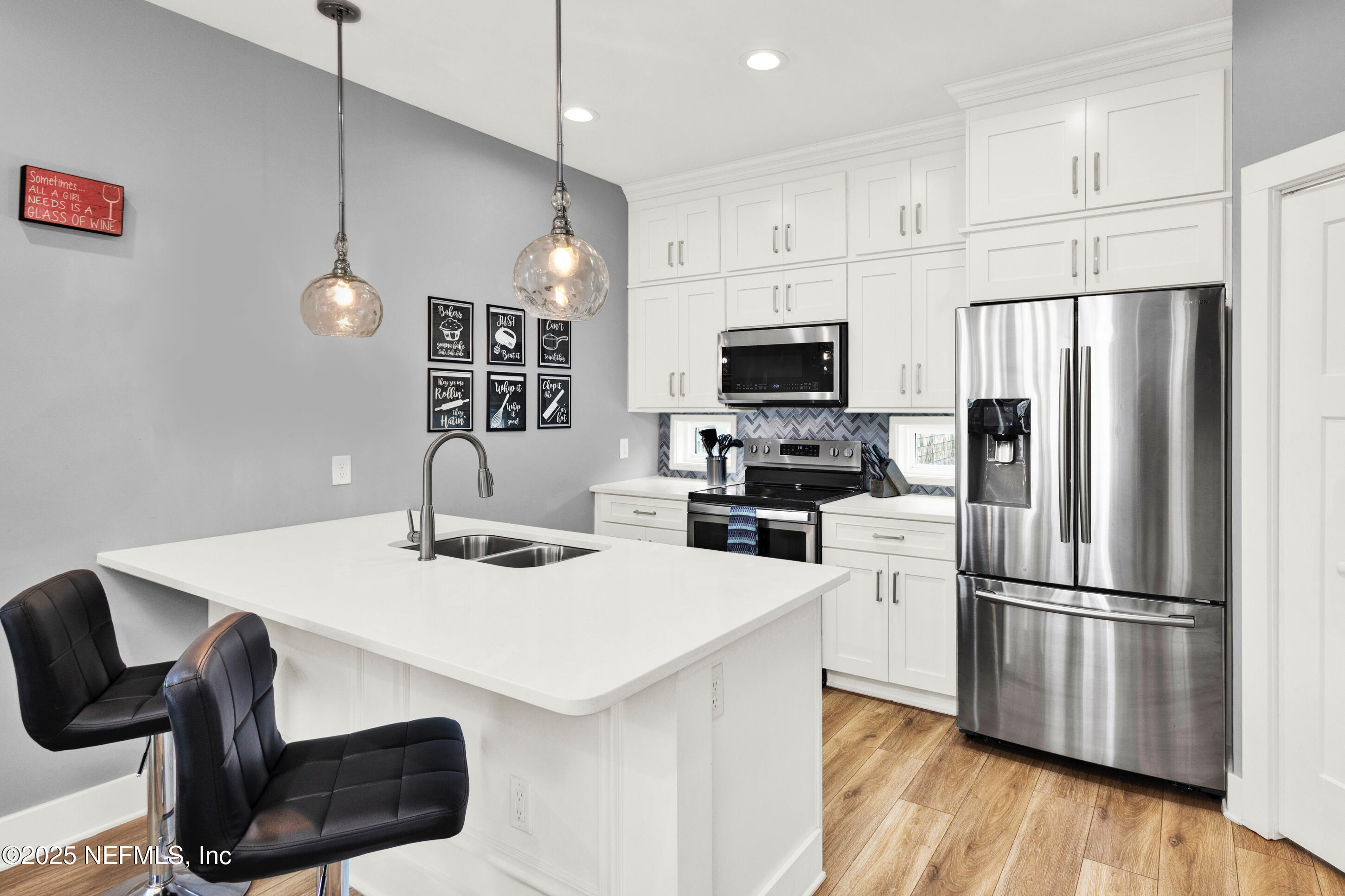 1308 1ST Street S