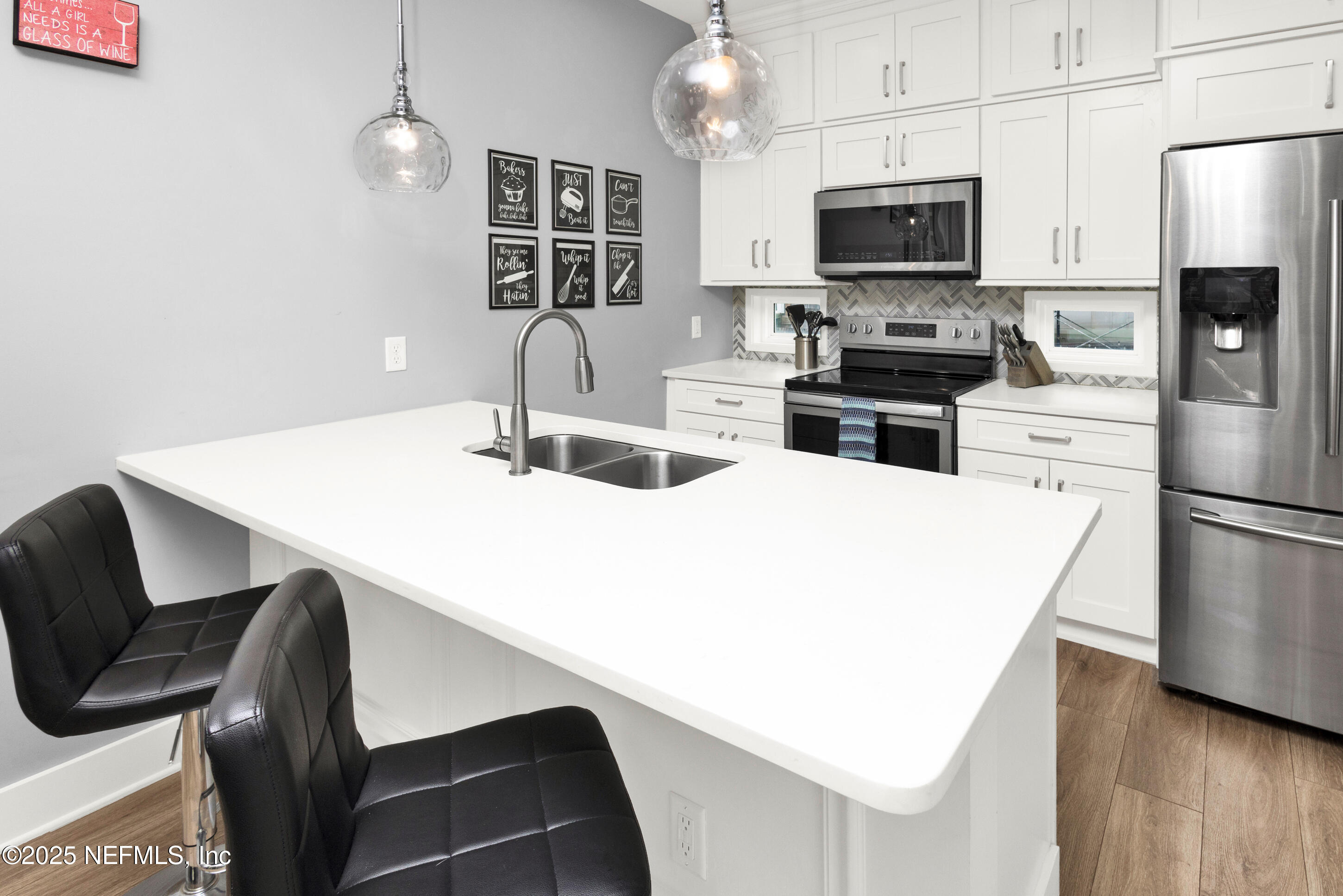 1308 1ST Street S