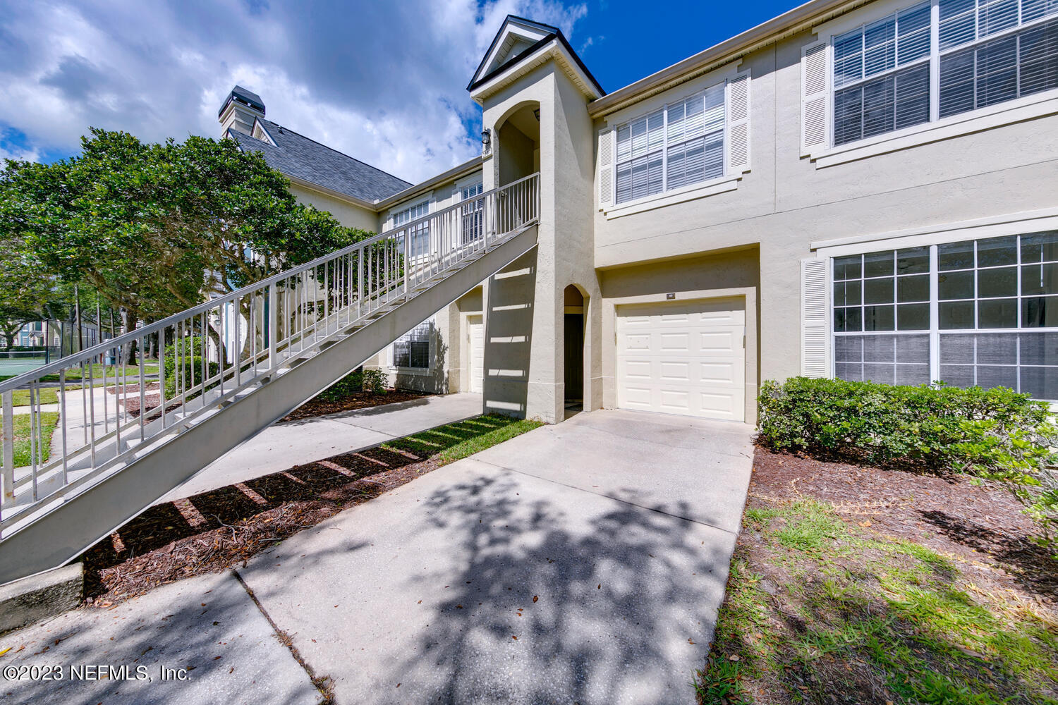 13703 RICHMOND PARK Drive N, 2108