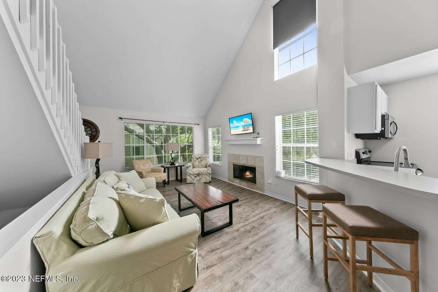 13703 RICHMOND PARK Drive N, 2108