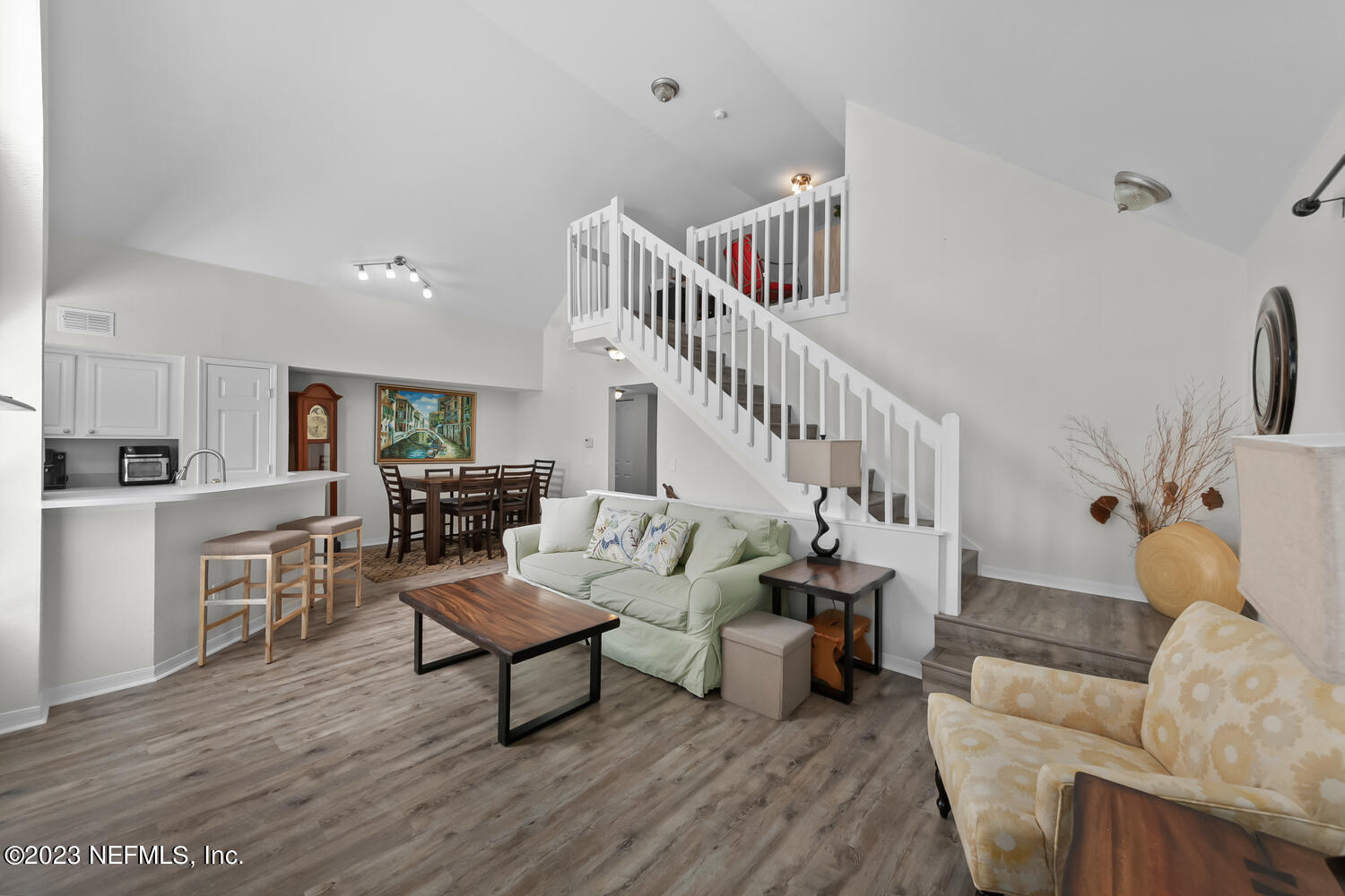 13703 RICHMOND PARK Drive N, 2108