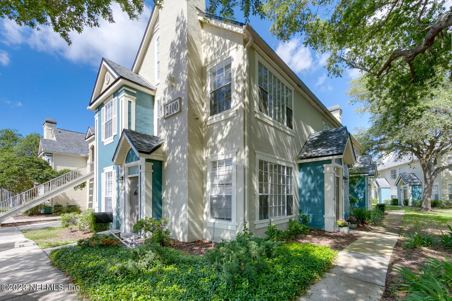 13703 RICHMOND PARK Drive N, 2108