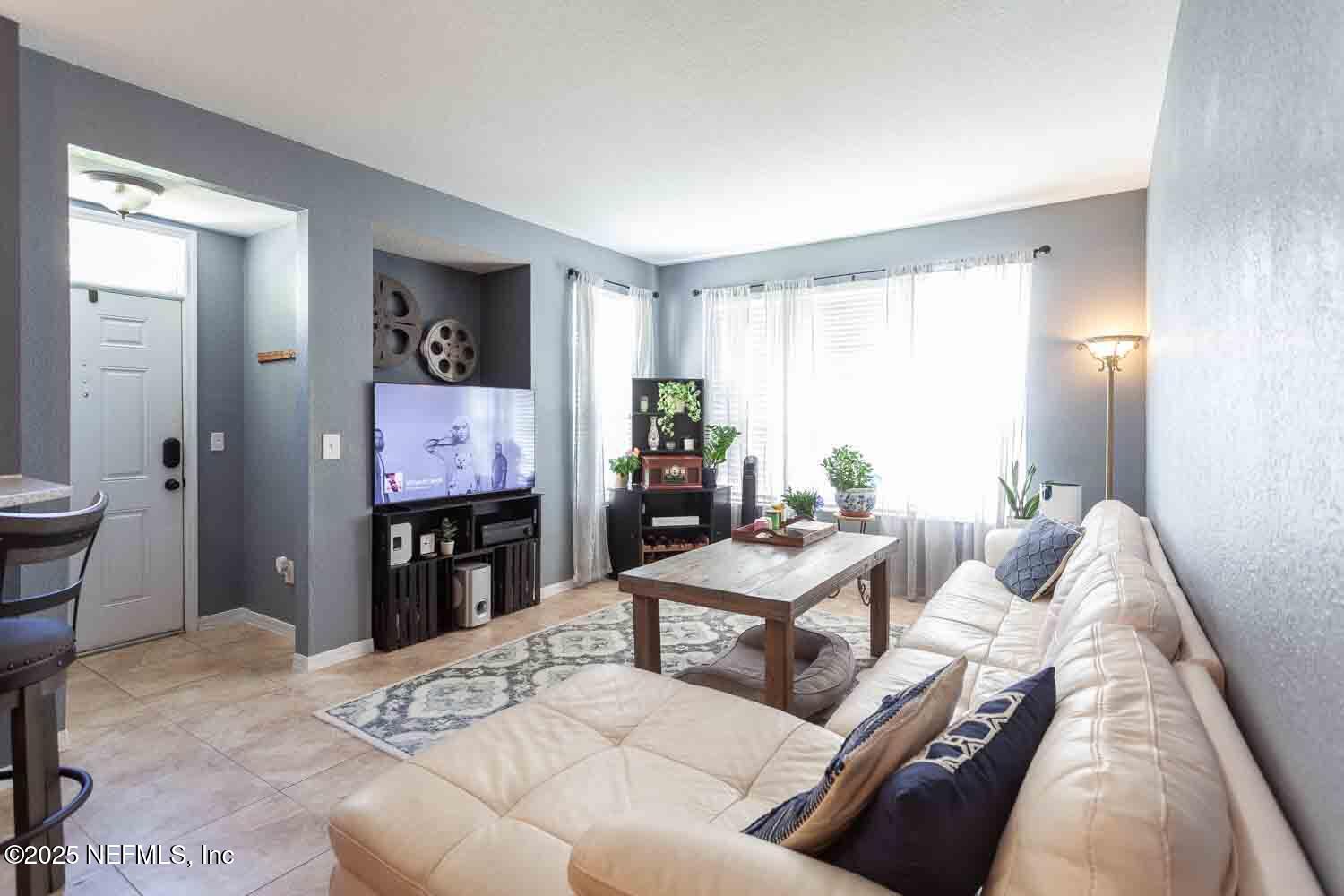 13700 RICHMOND PARK Drive, 403