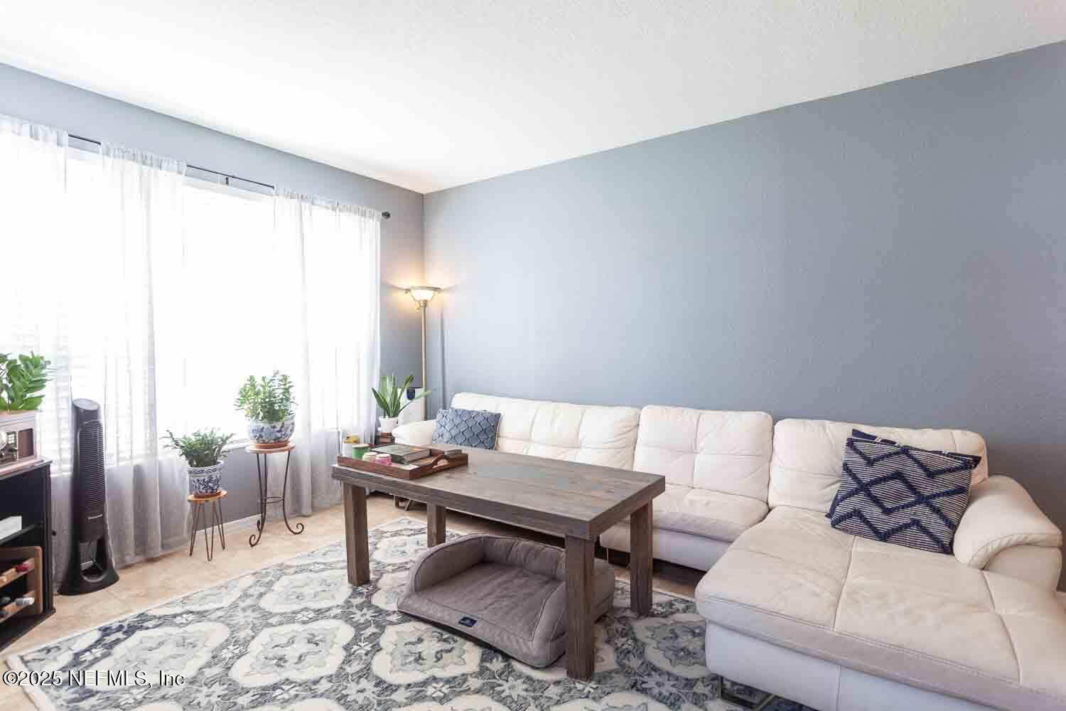 13700 RICHMOND PARK Drive, 403