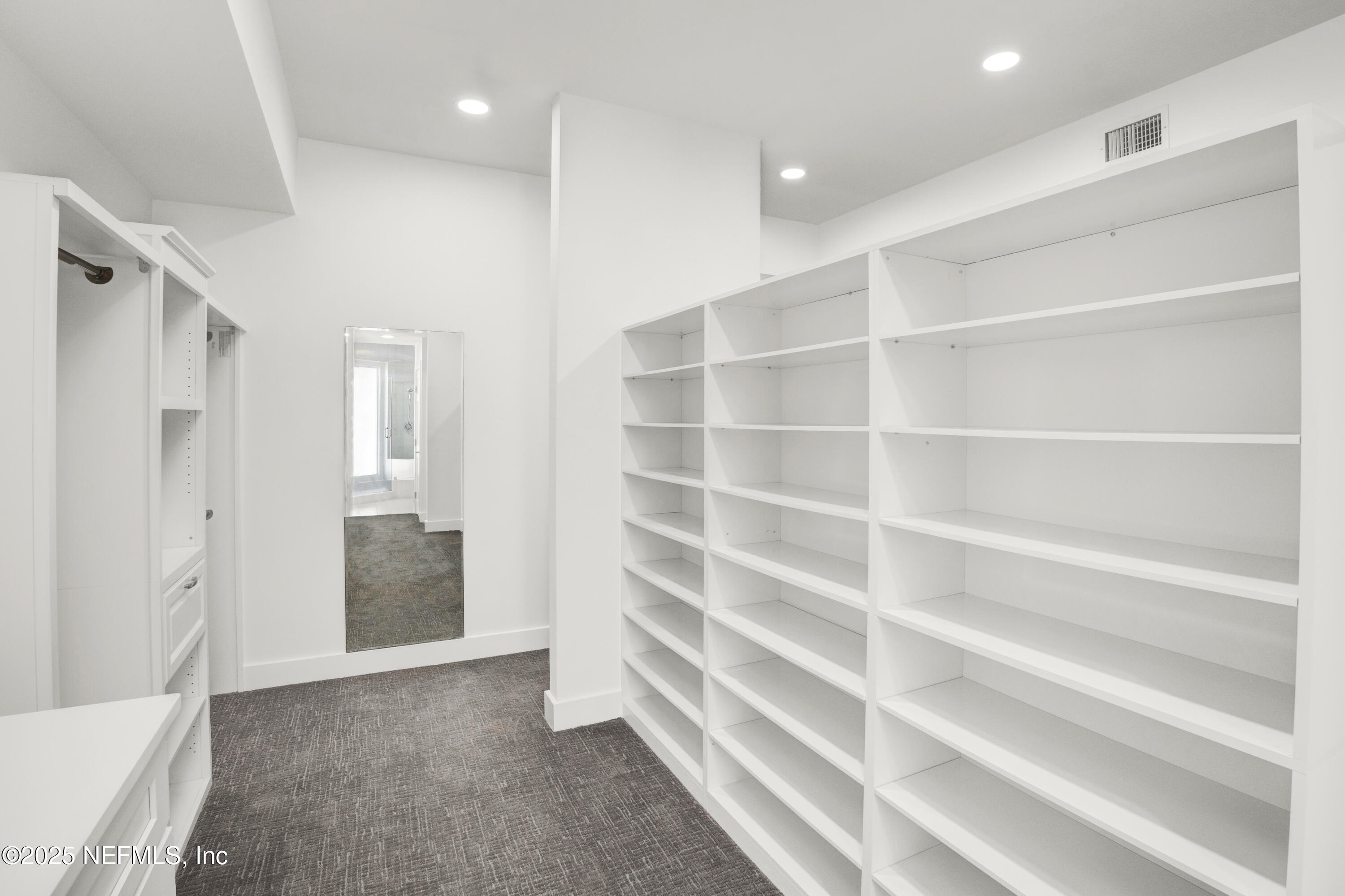 435 OCEAN SHORE Boulevard