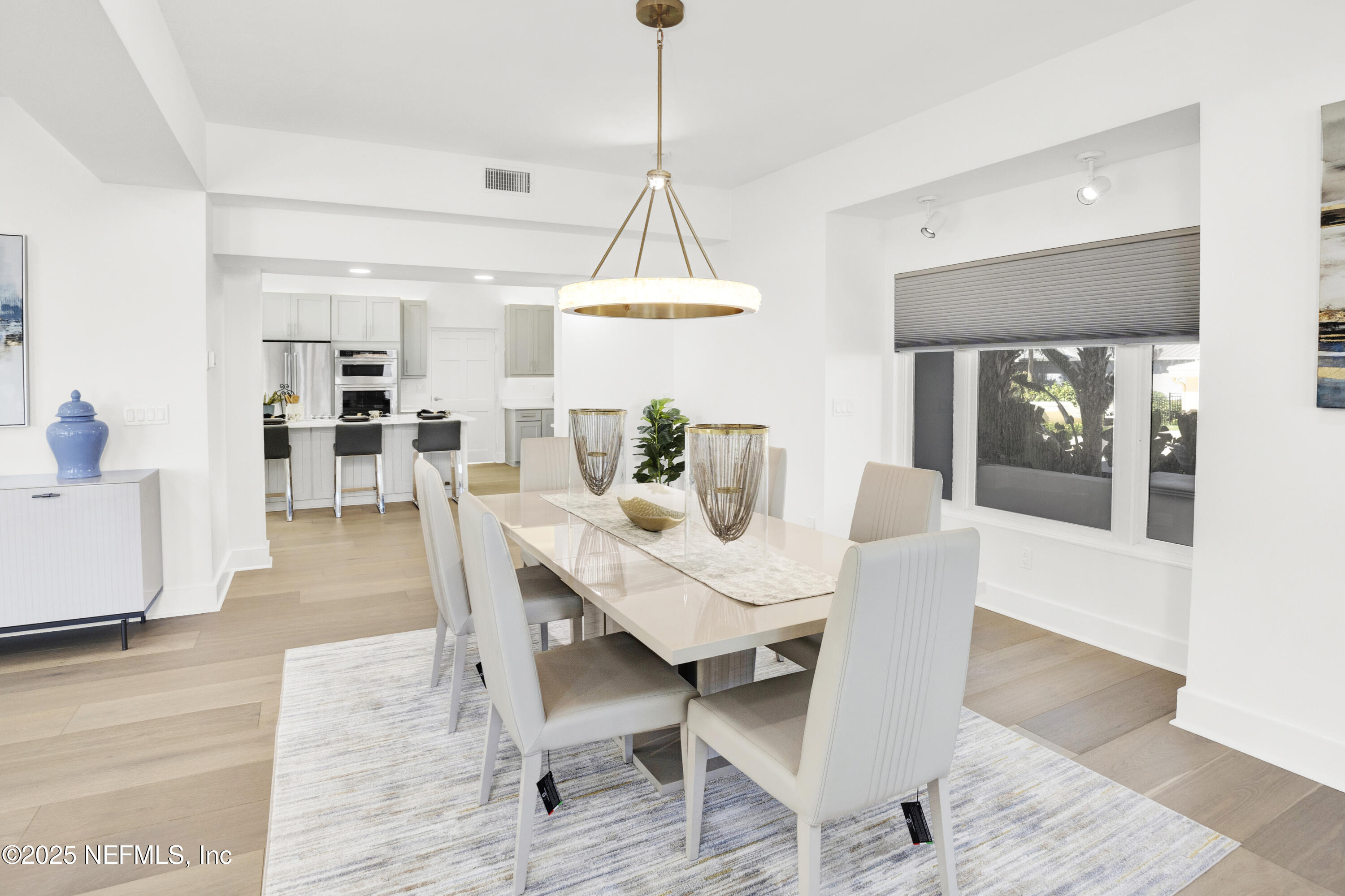 435 OCEAN SHORE Boulevard