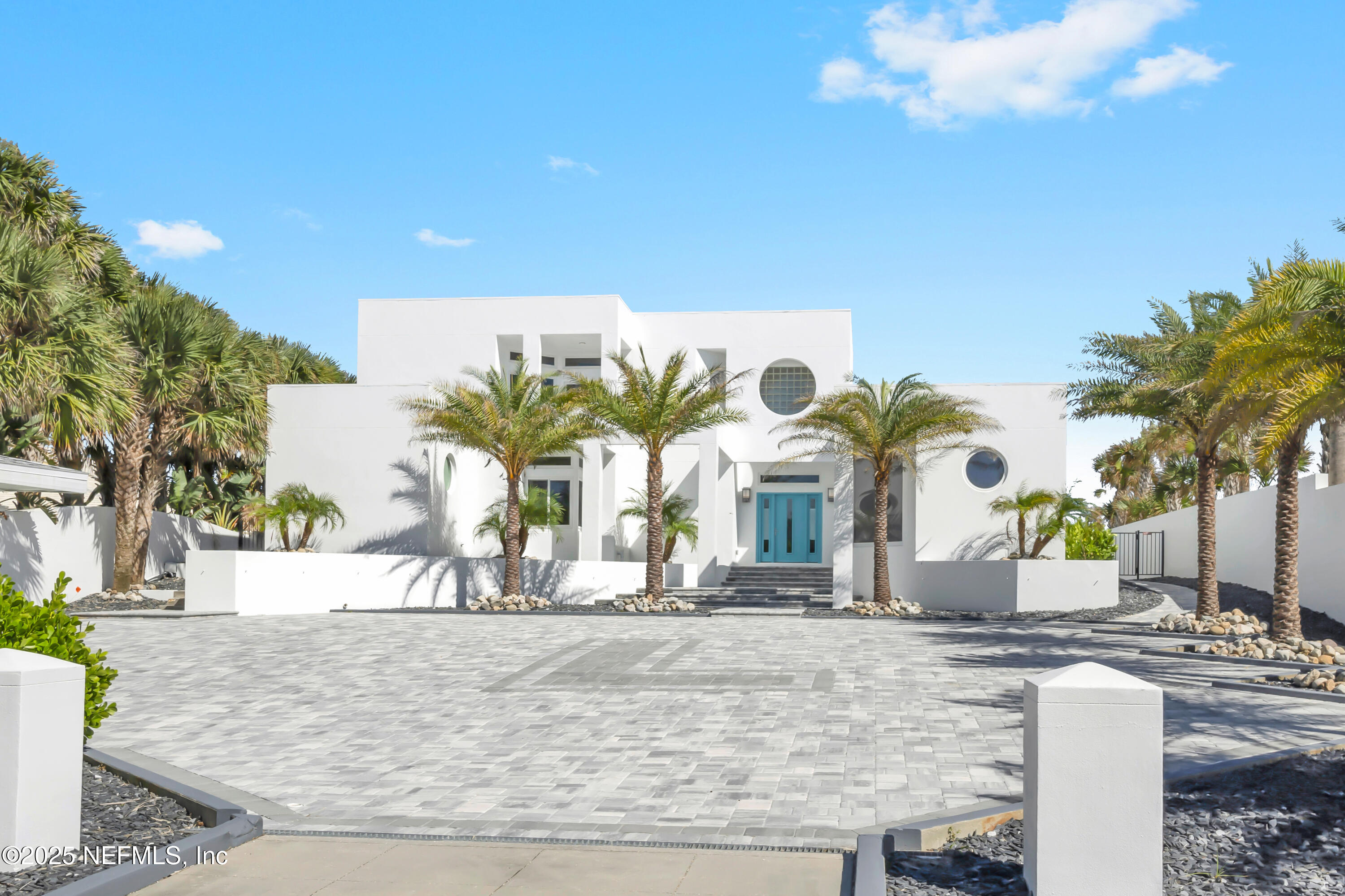 435 OCEAN SHORE Boulevard