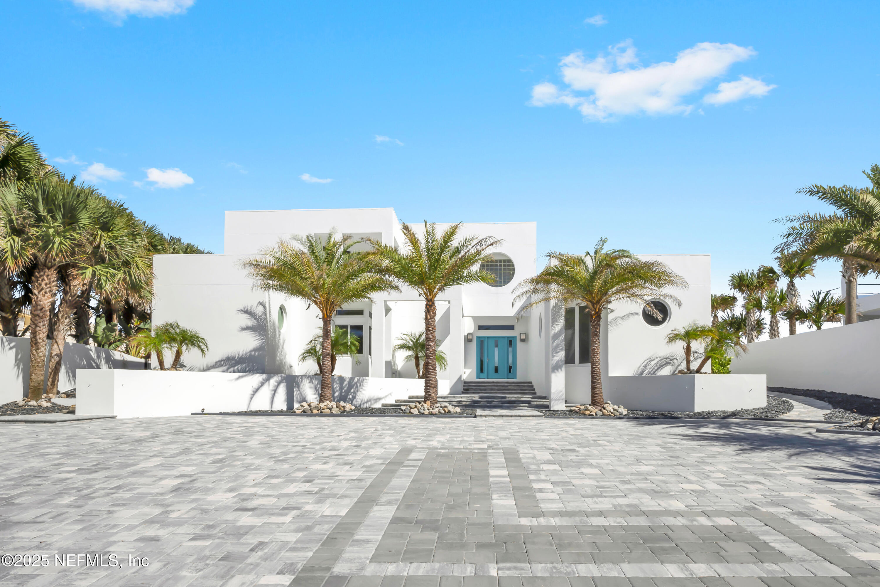 435 OCEAN SHORE Boulevard