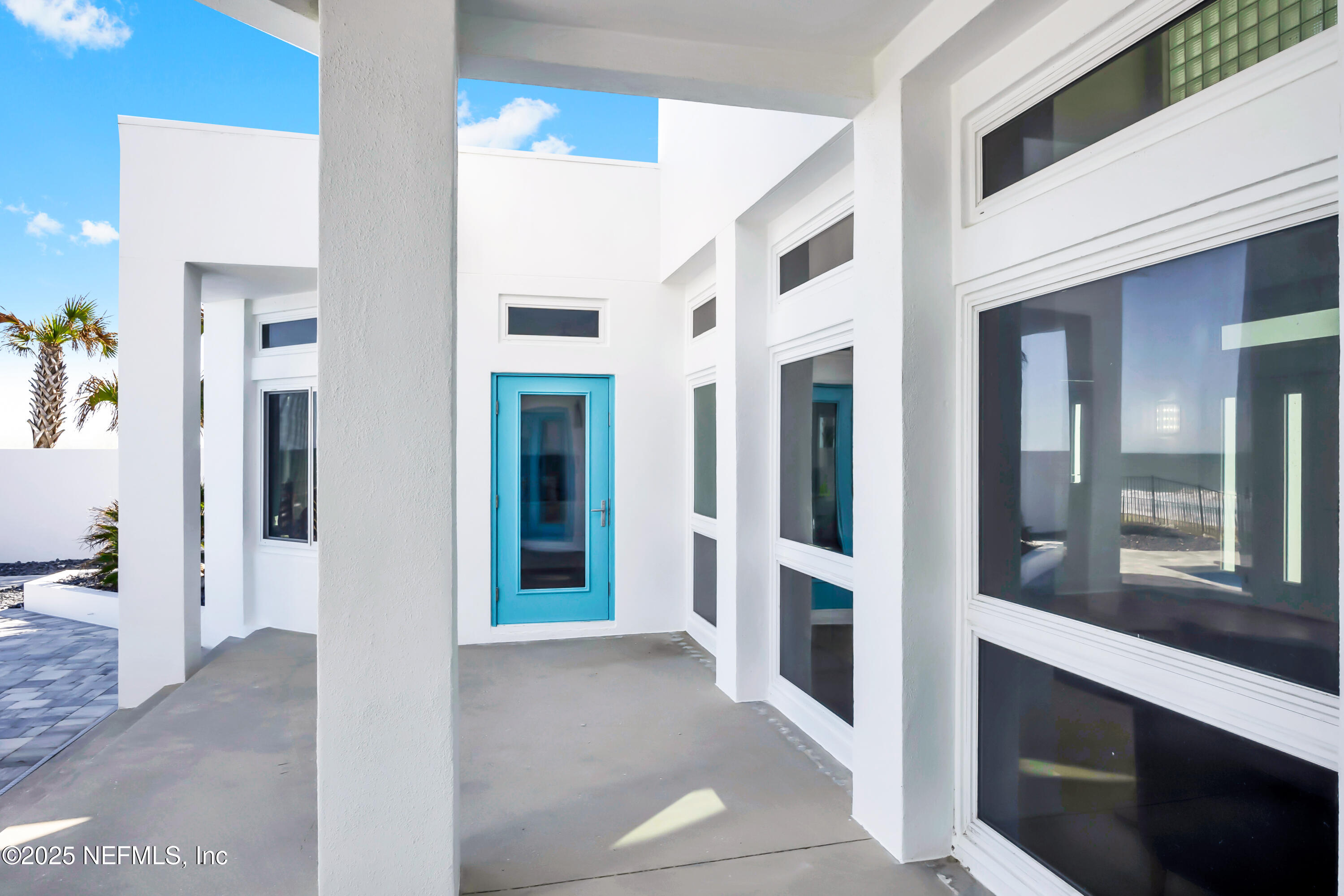 435 OCEAN SHORE Boulevard