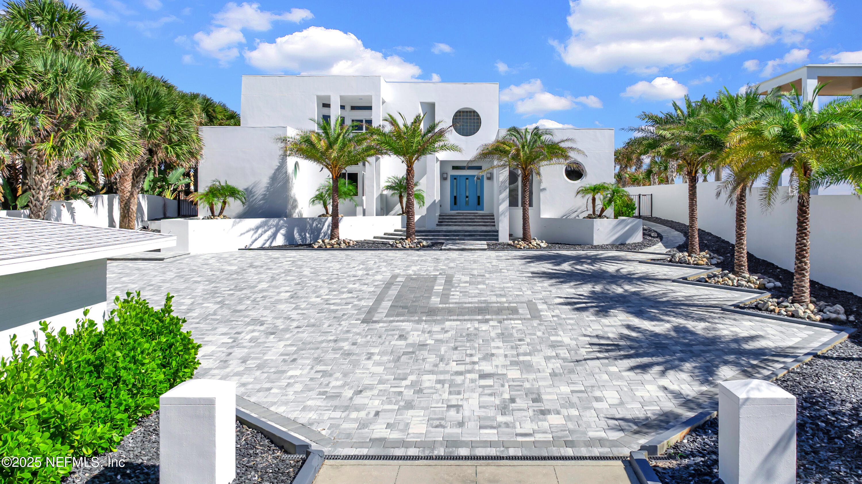 435 OCEAN SHORE Boulevard