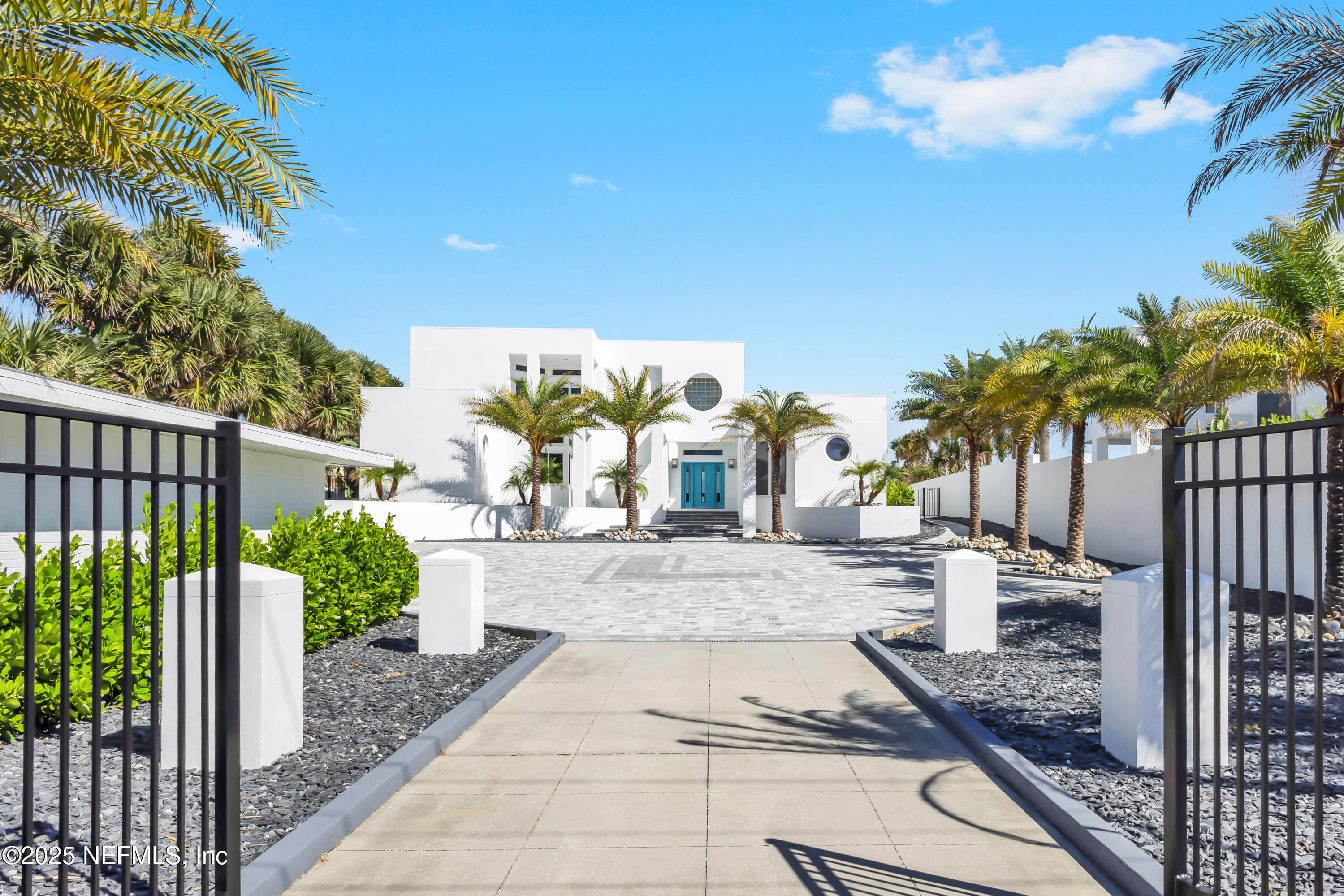 435 OCEAN SHORE Boulevard